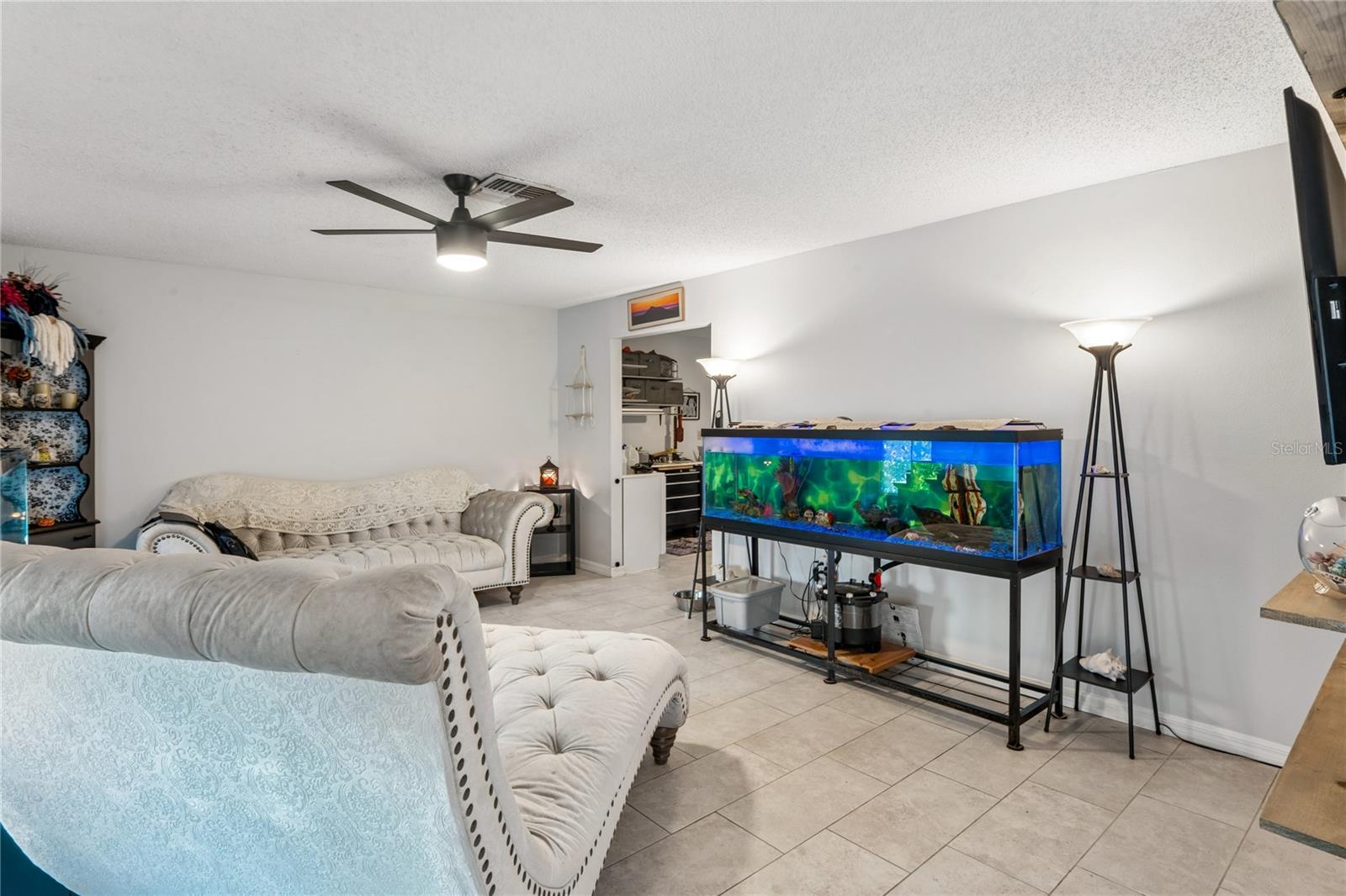 Image 6 of 39 For 13100 Western Circle