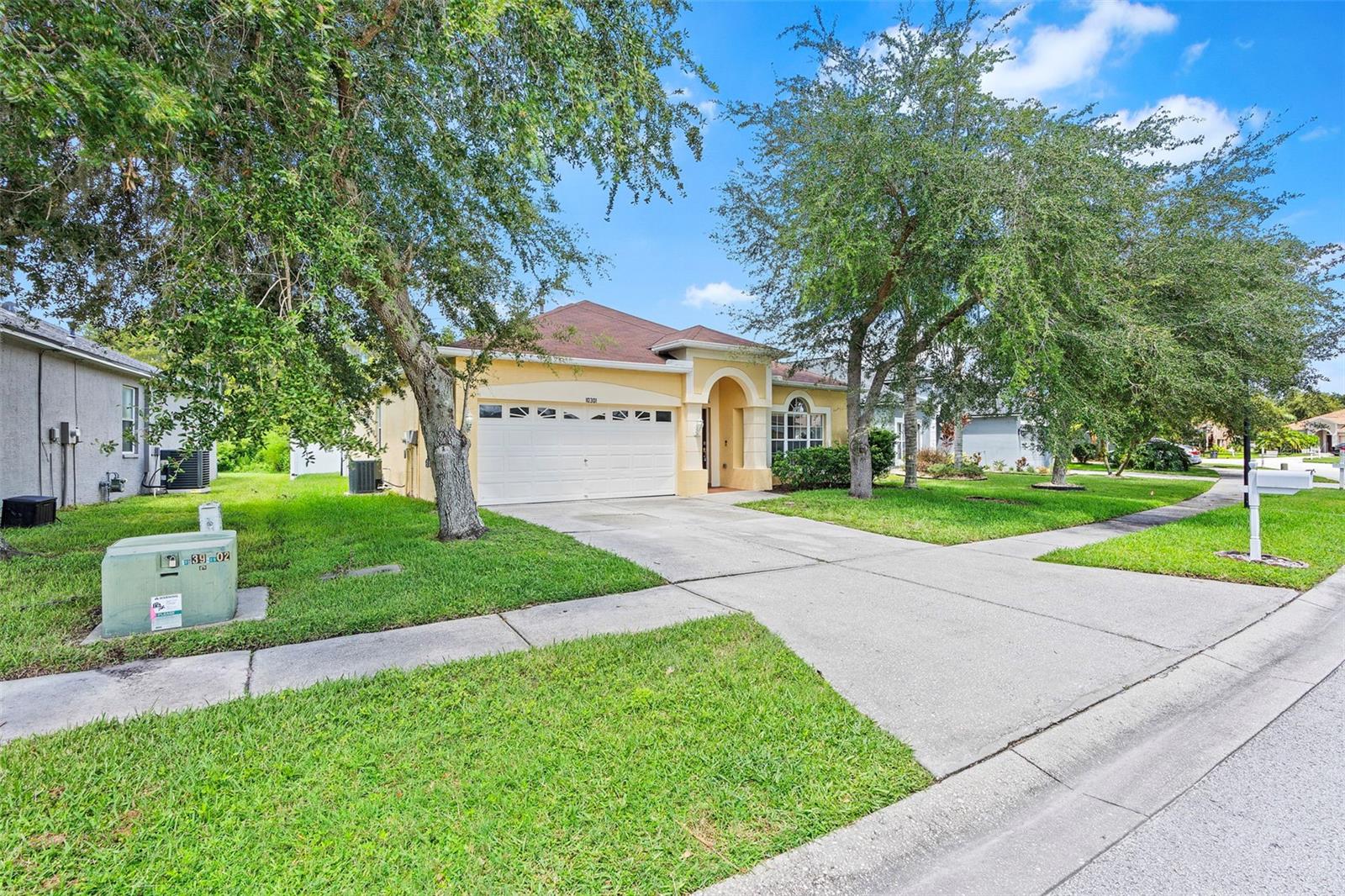 Image 3 of 12 For 10301 Beneva Drive
