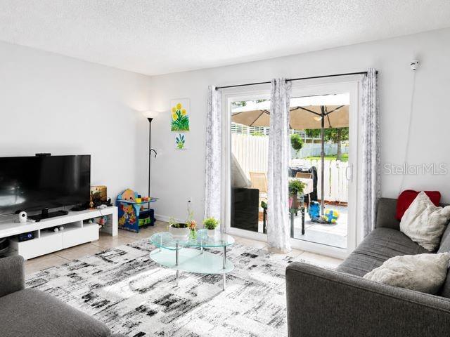 Image 11 of 41 For 4401 Dylan Loop 164