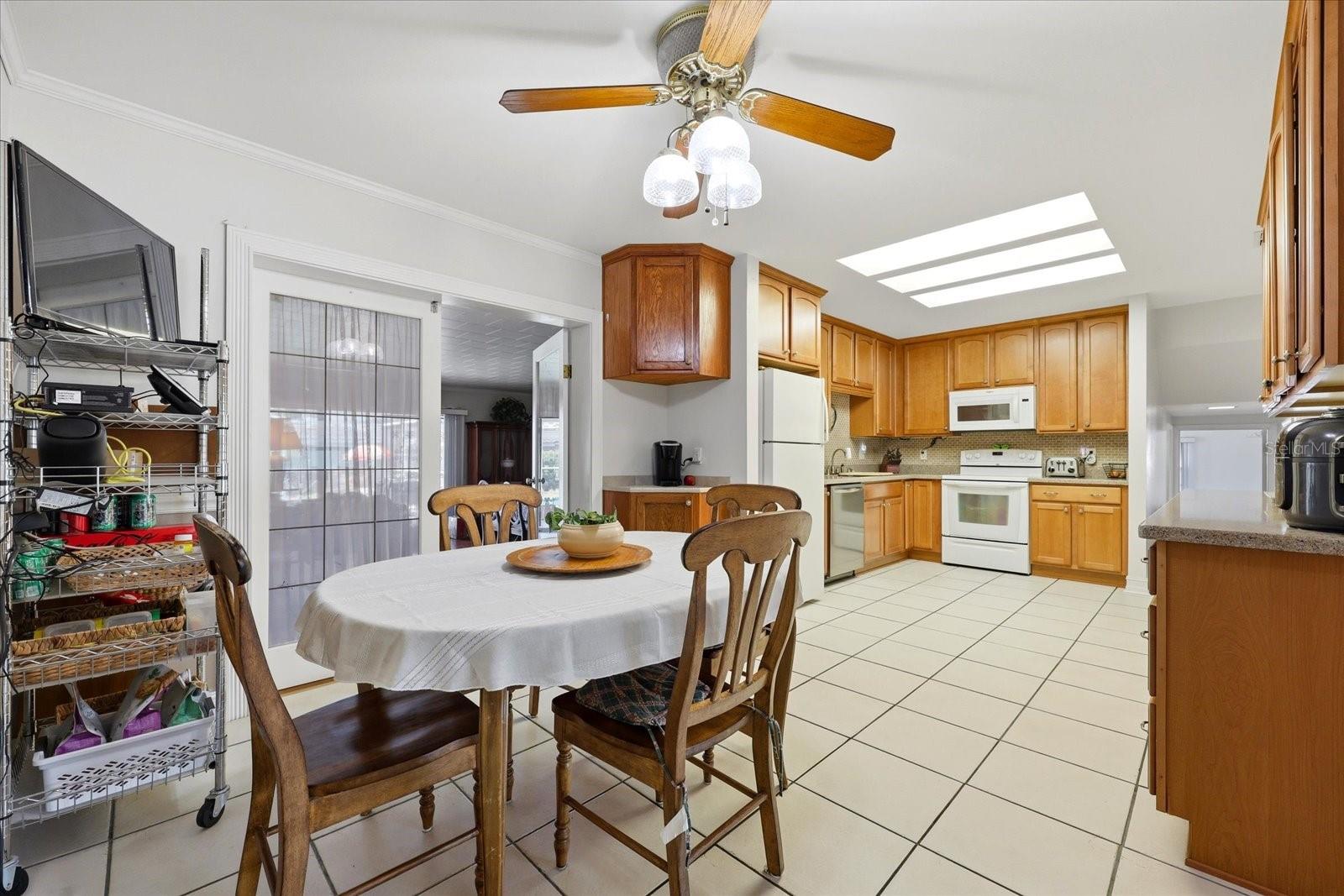 Image 12 of 44 For 7502 Jean Street