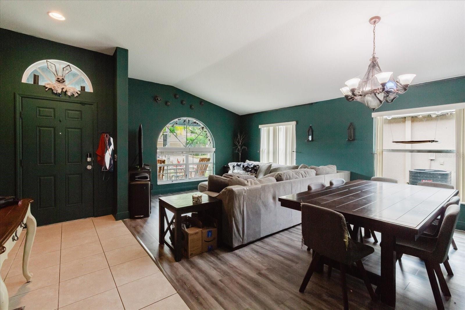 Image 14 of 66 For 9817 White Barn Way
