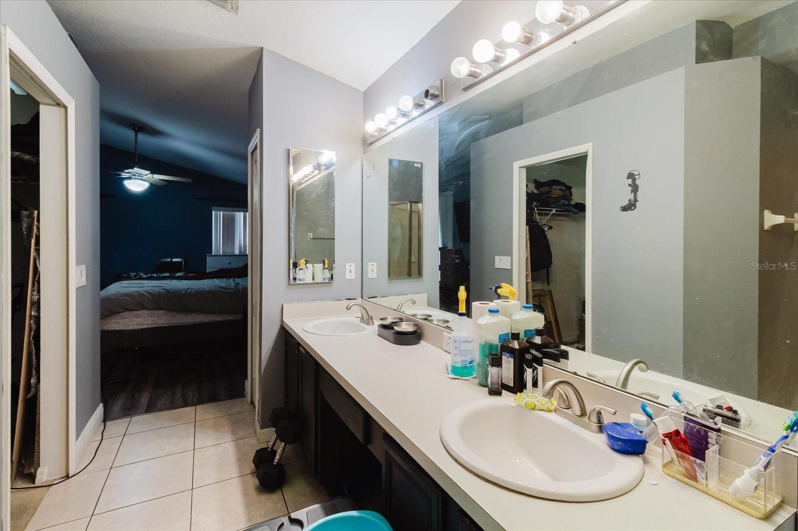 Image 35 of 66 For 9817 White Barn Way