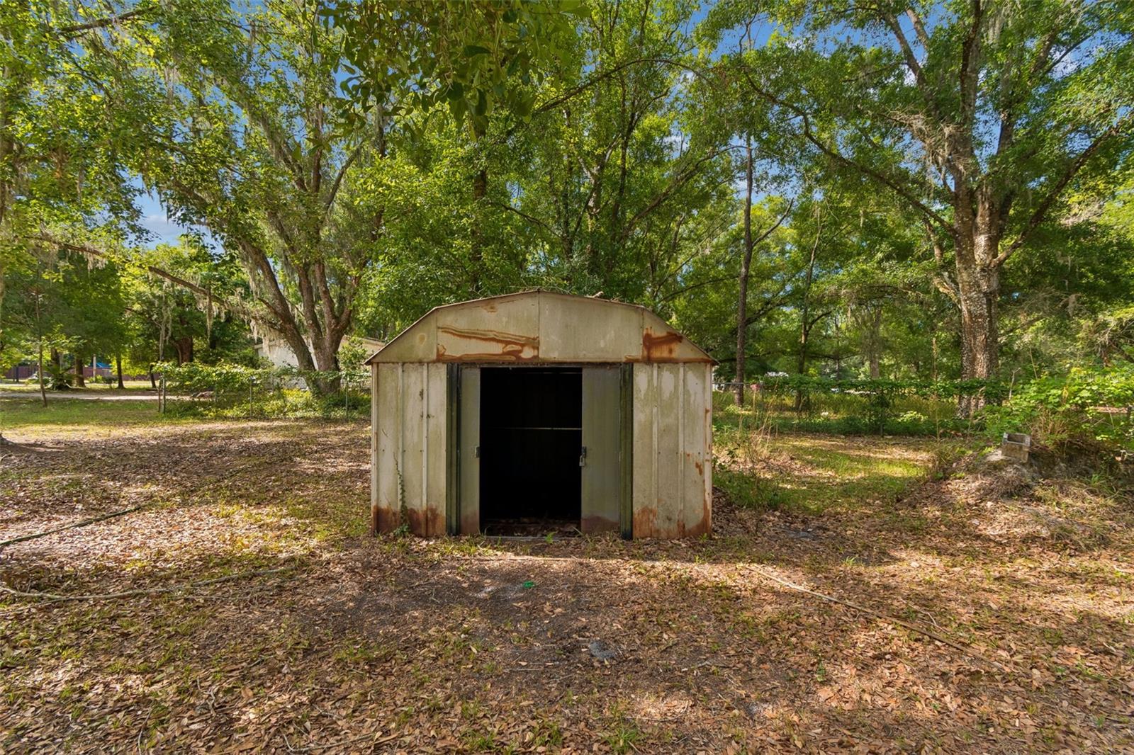 Image 31 of 66 For 6735 Ravenwood Street