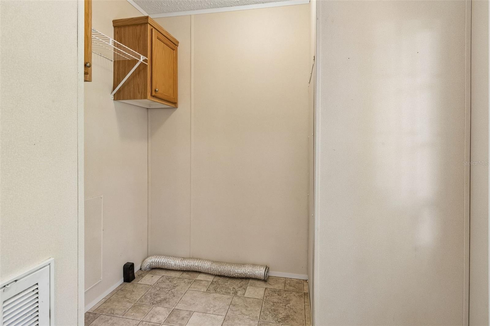Image 40 of 66 For 6735 Ravenwood Street
