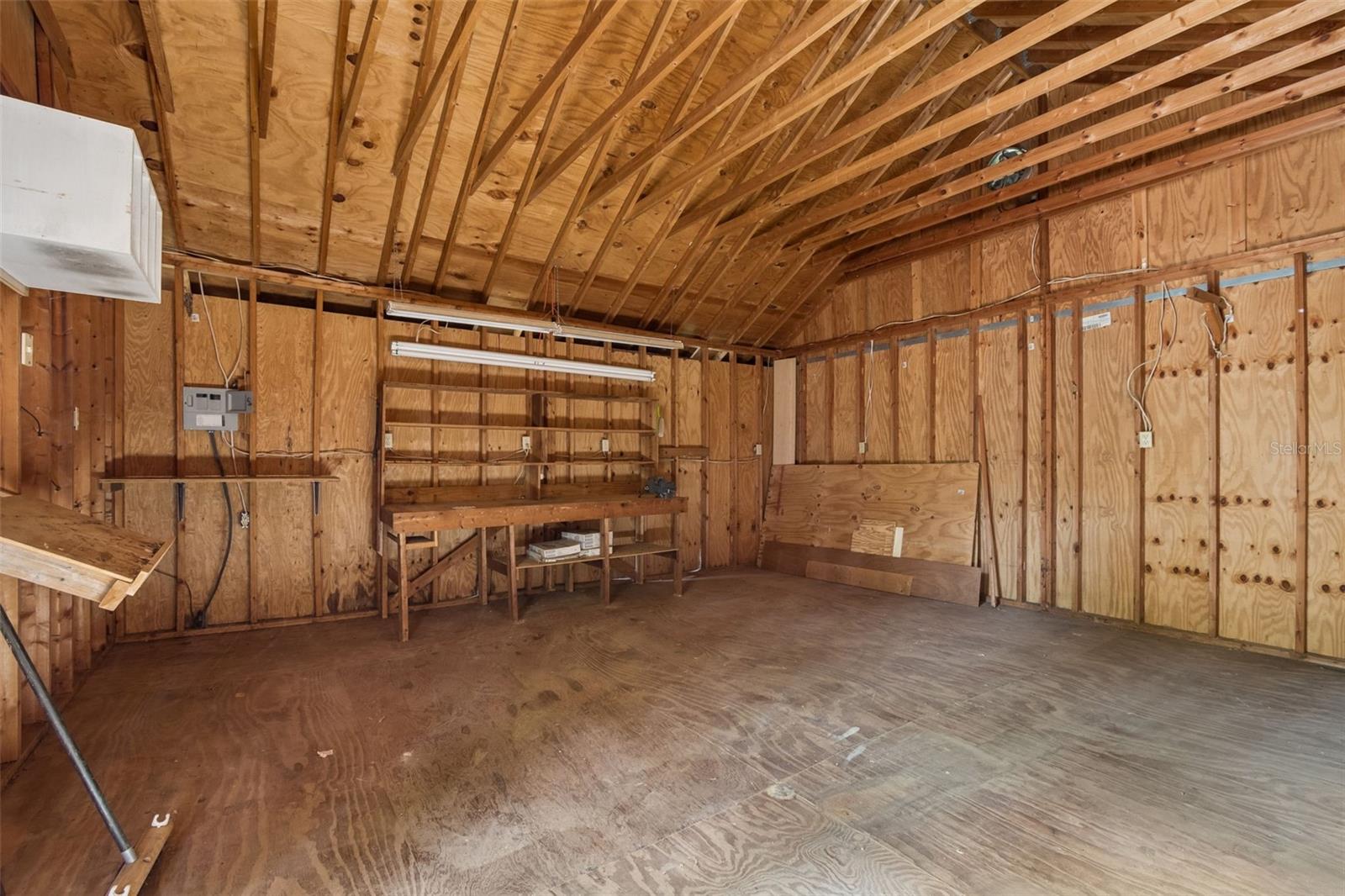 Image 8 of 66 For 6735 Ravenwood Street