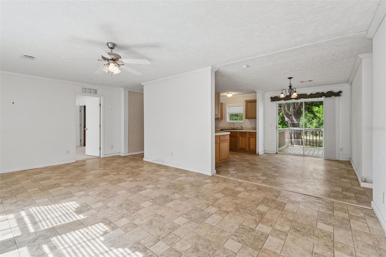 Image 9 of 66 For 6735 Ravenwood Street