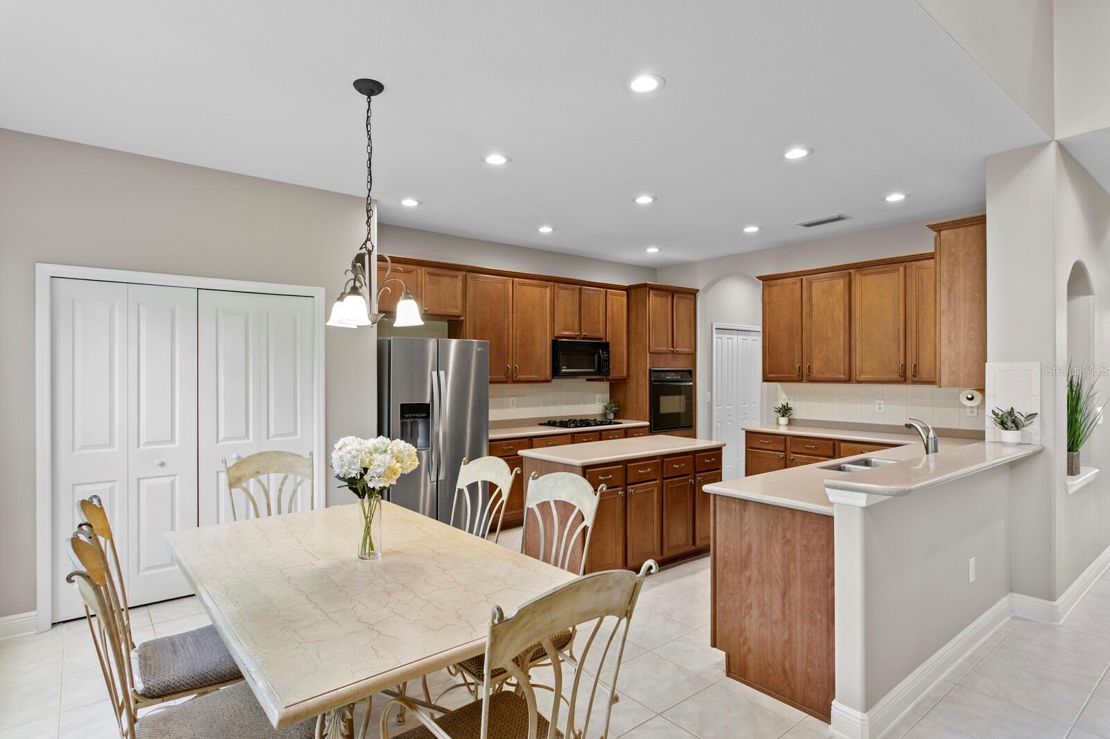 Image 15 of 75 For 10235 Estuary Drive