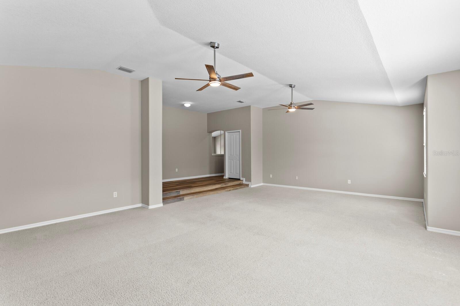 Image 35 of 75 For 10235 Estuary Drive