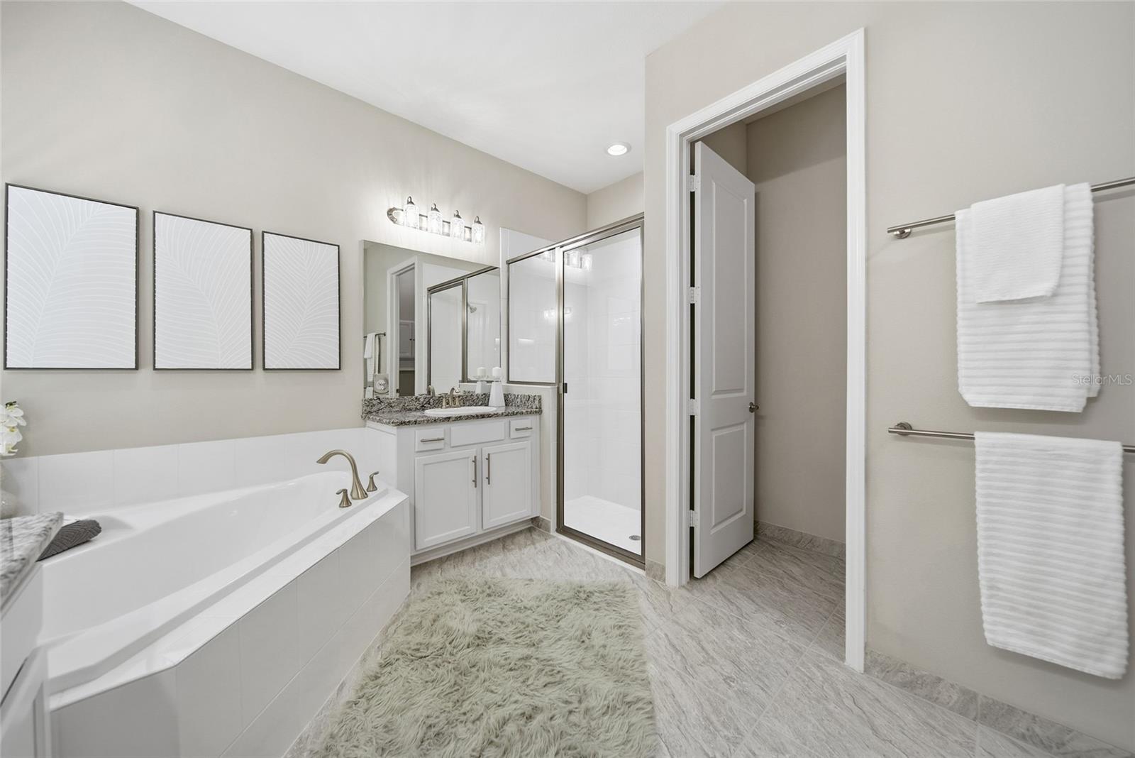Image 26 of 74 For 30423 Tristania Court