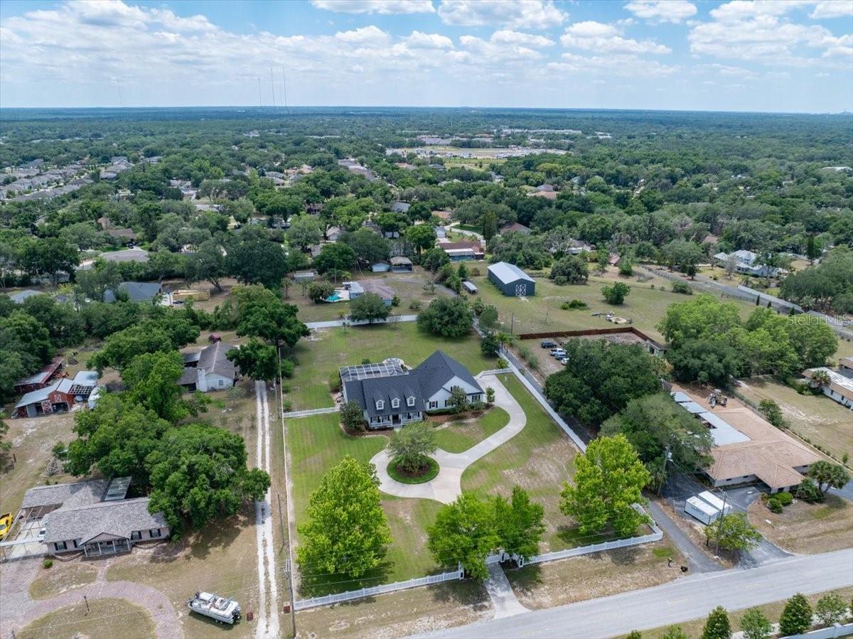 Image 3 of 52 For 1319 Brooker Road