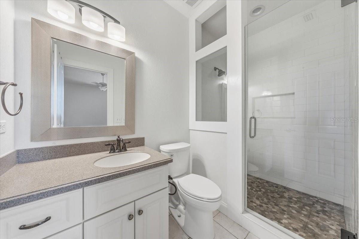 Image 33 of 52 For 1319 Brooker Road