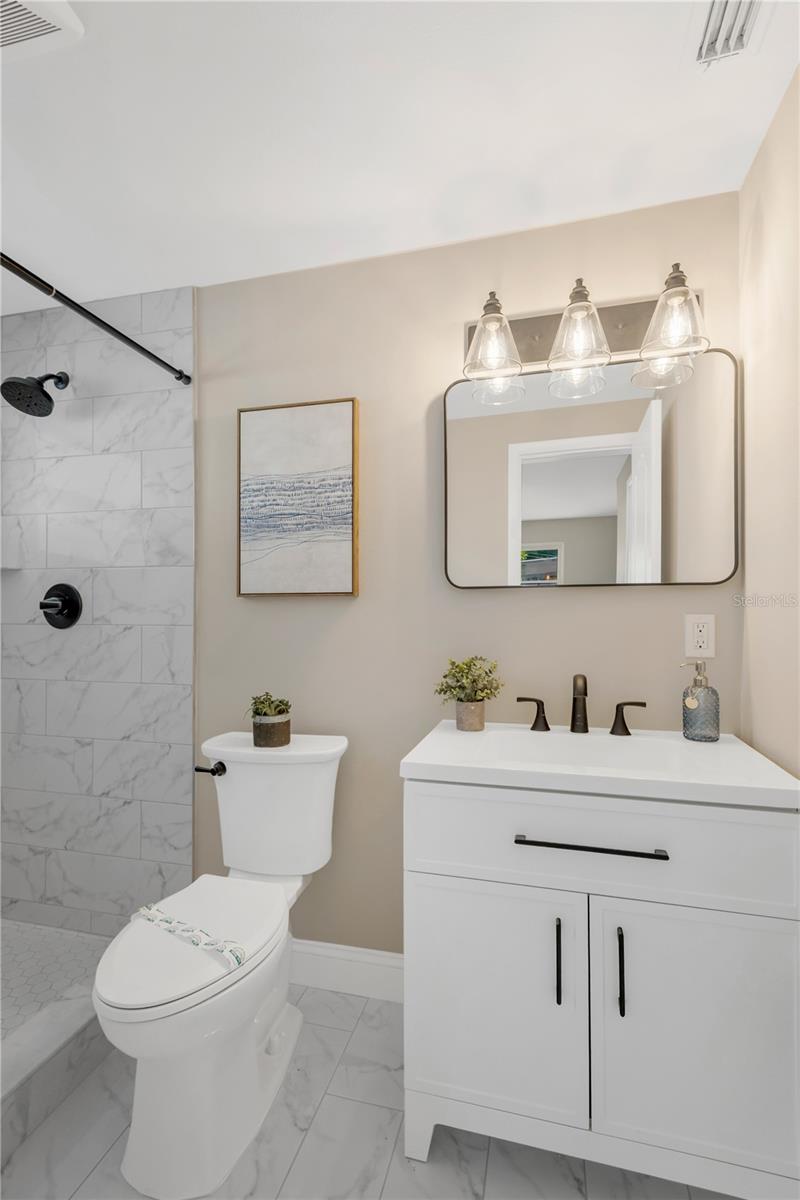 Image 12 of 29 For 3820 Beechwood Boulevard