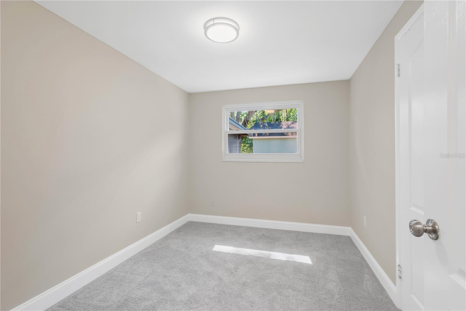 Image 19 of 29 For 3820 Beechwood Boulevard