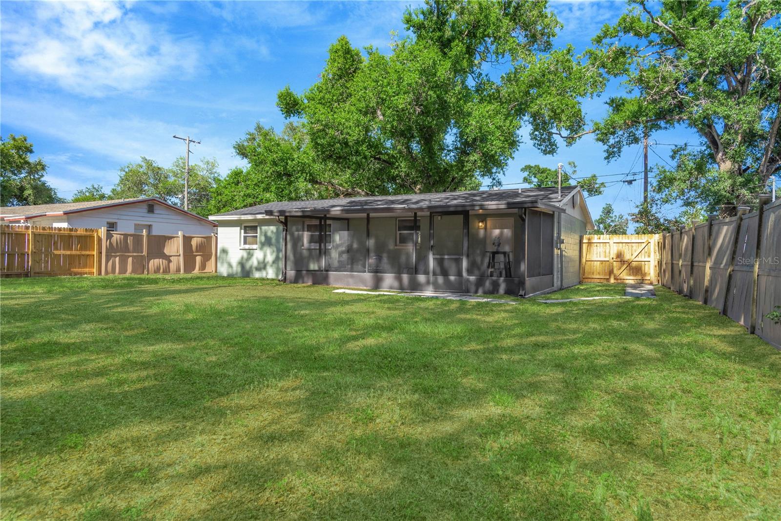 Image 27 of 29 For 3820 Beechwood Boulevard