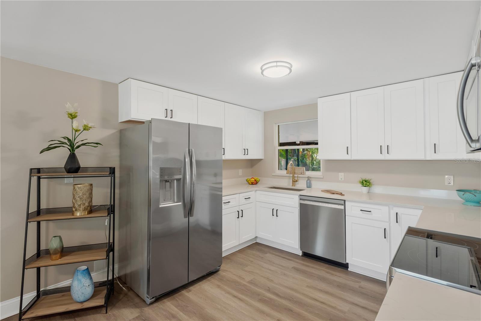 Image 3 of 29 For 3820 Beechwood Boulevard