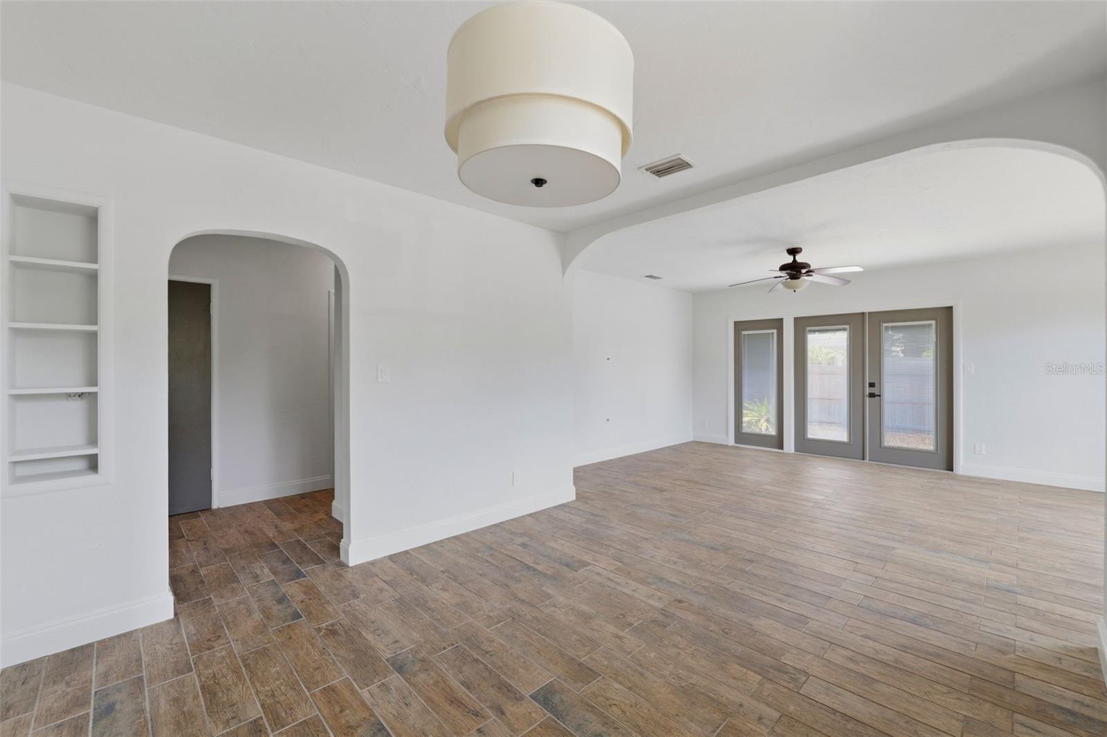 Image 14 of 70 For 3030 5th Street N
