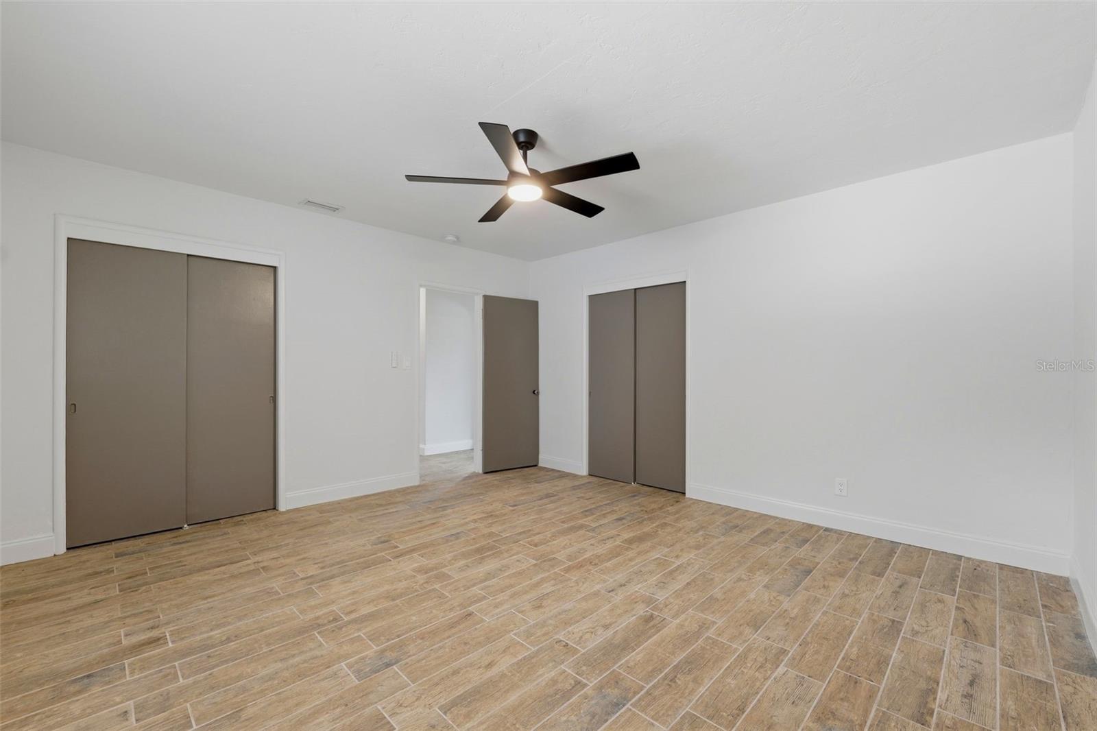 Image 27 of 70 For 3030 5th Street N