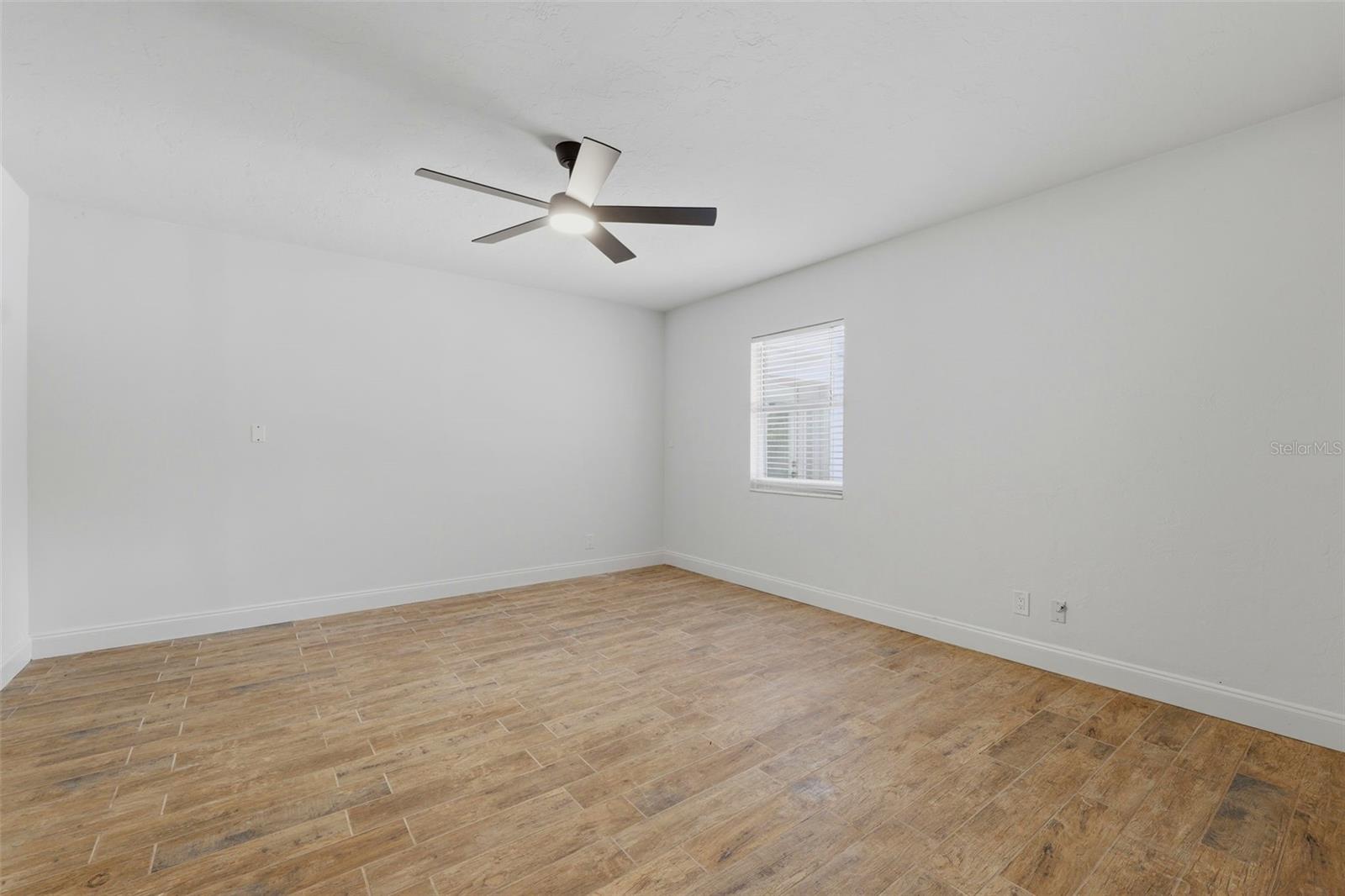 Image 28 of 70 For 3030 5th Street N