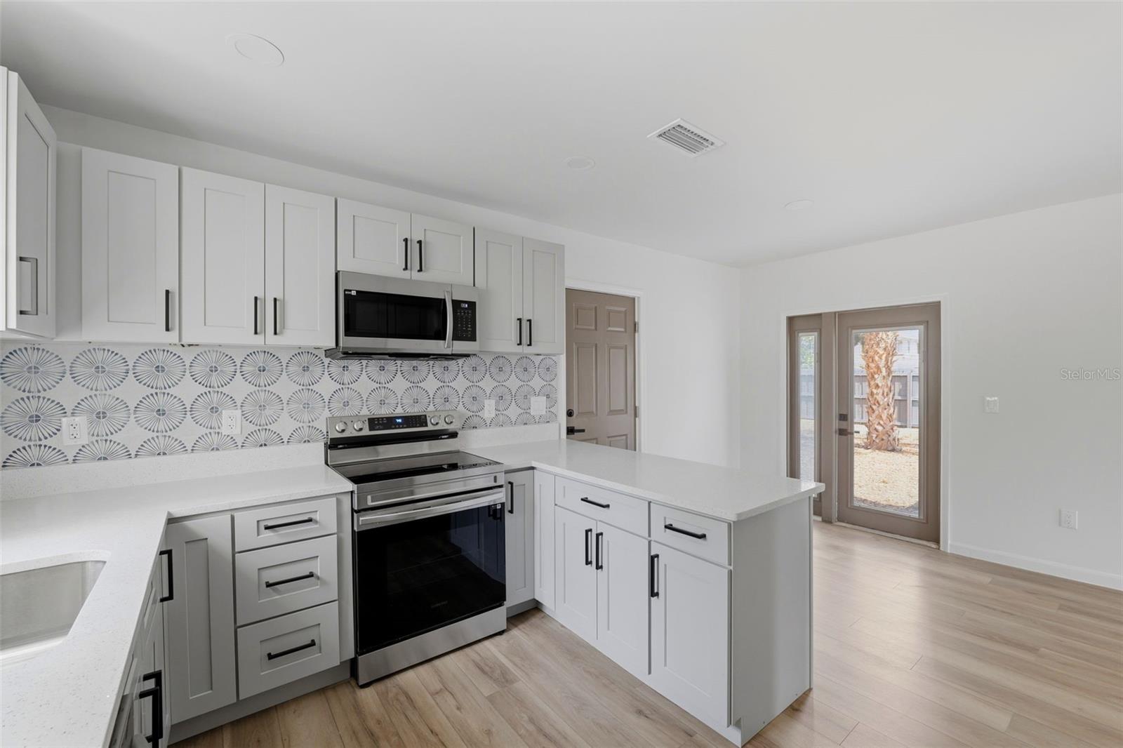 Image 44 of 70 For 3030 5th Street N