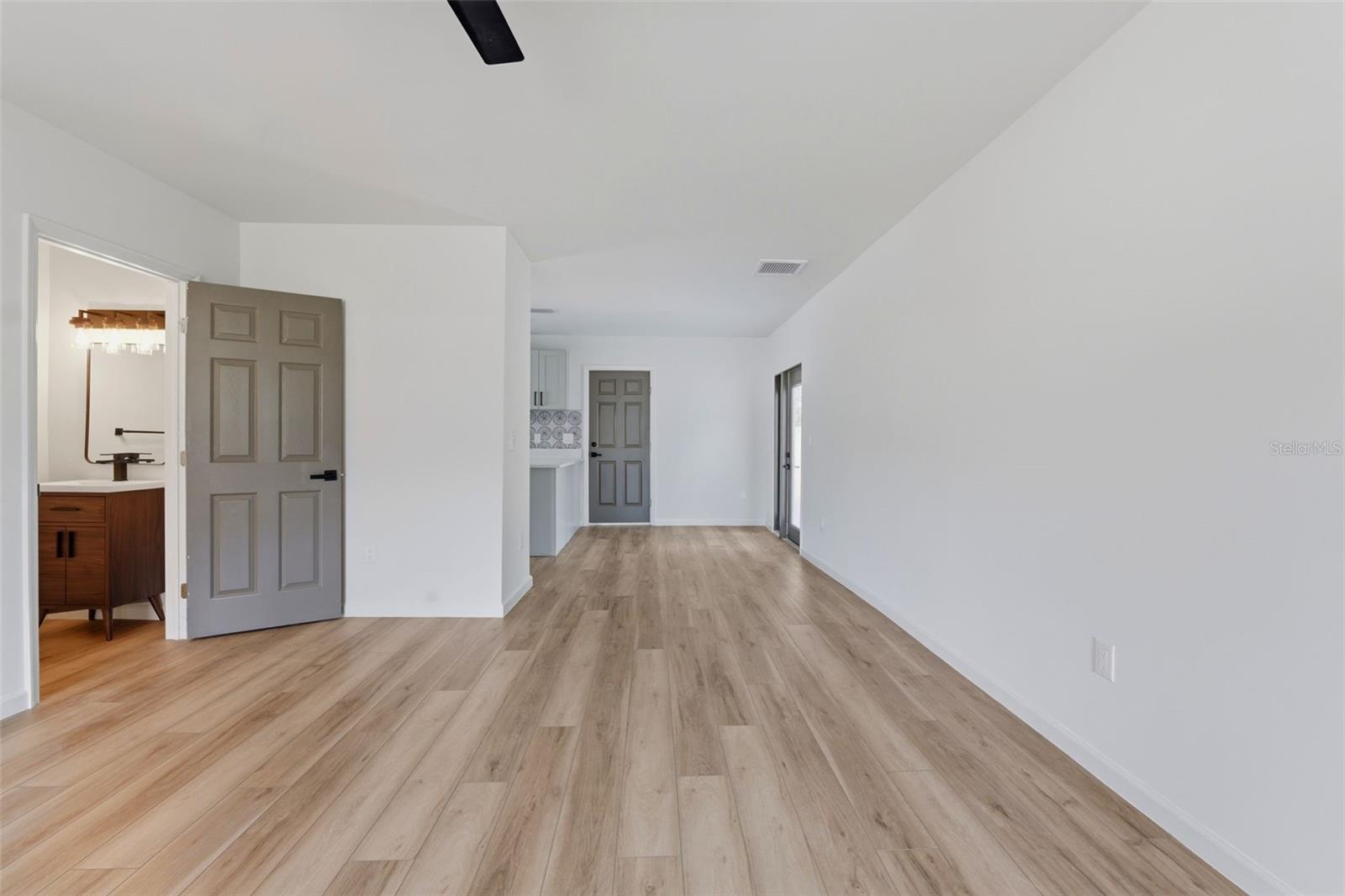 Image 46 of 70 For 3030 5th Street N