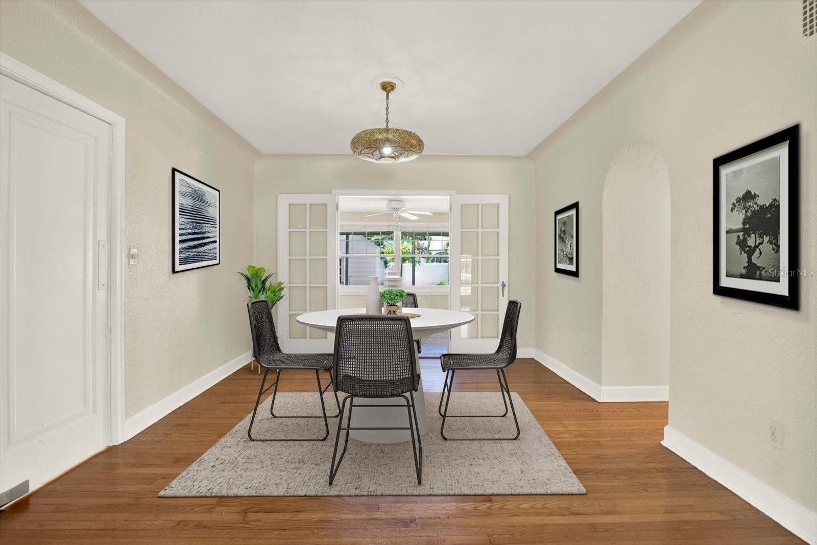 Image 9 of 53 For 156 21st Avenue Ne