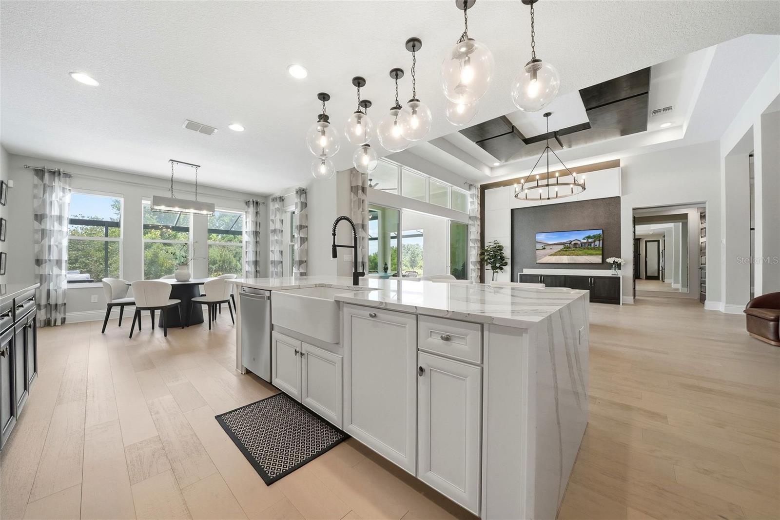 Image 13 of 82 For 7224 Graybrook Drive