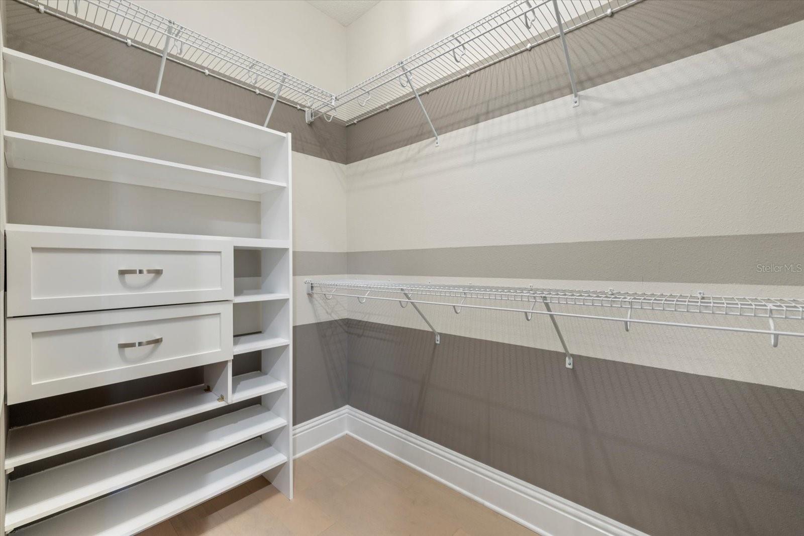 Image 32 of 82 For 7224 Graybrook Drive