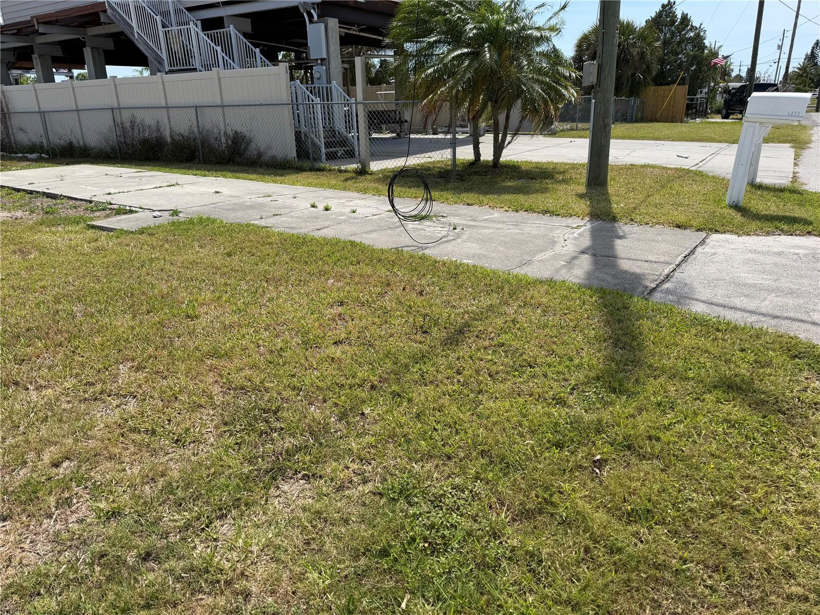Image 10 of 13 For 6736 Curlew Lane