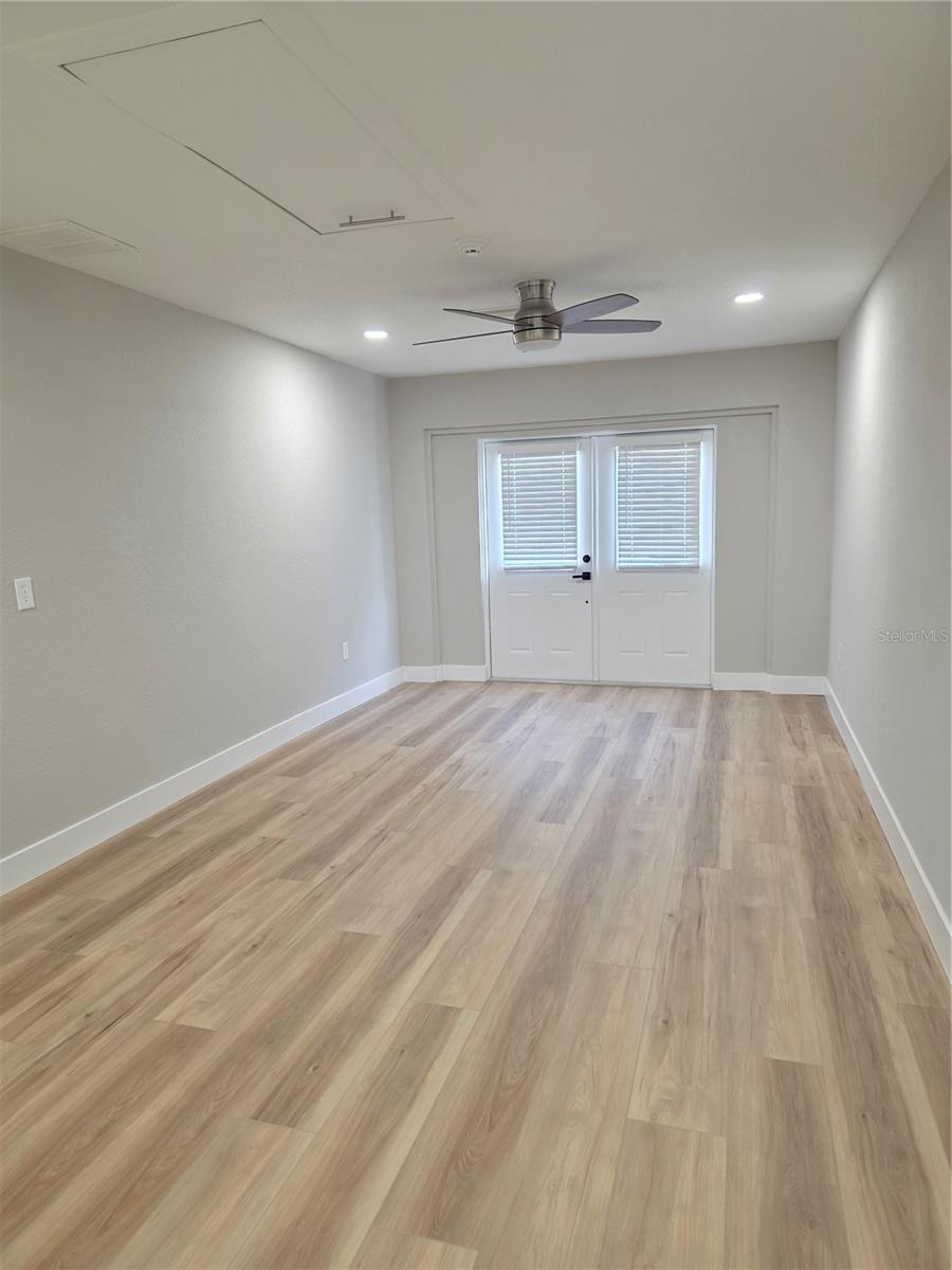 Image 23 of 33 For 7329 Jenner Avenue