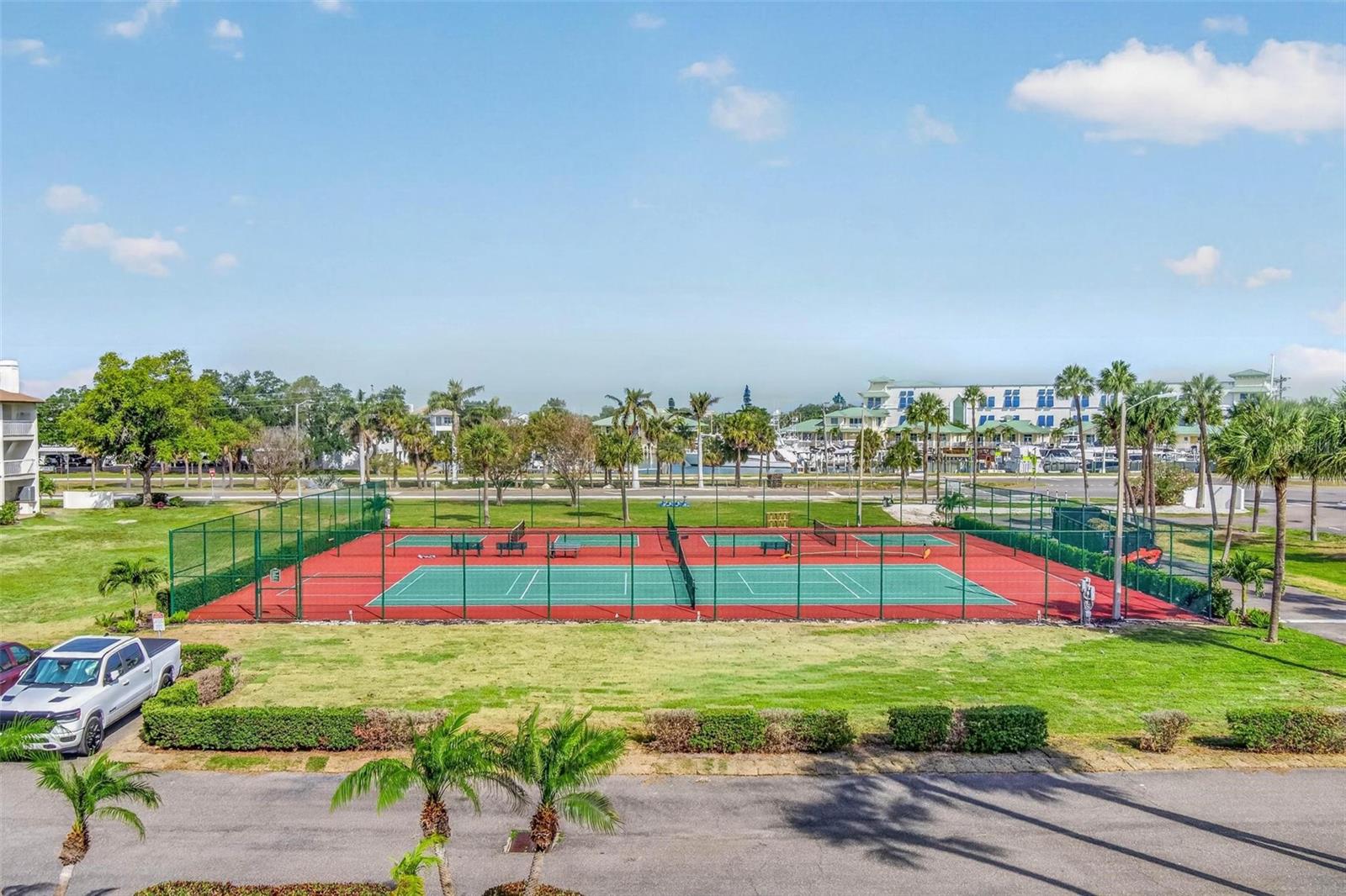 Image 33 of 35 For 363 Pinellas Bayway S 42
