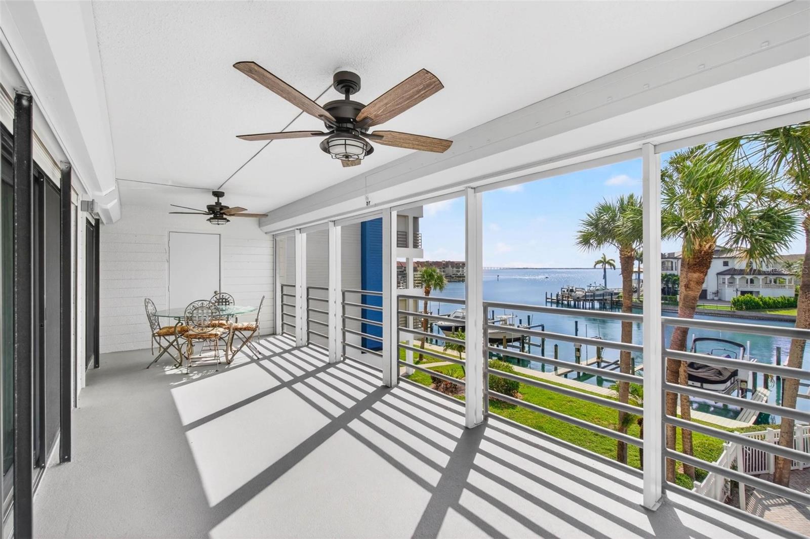 Image 8 of 35 For 363 Pinellas Bayway S 42