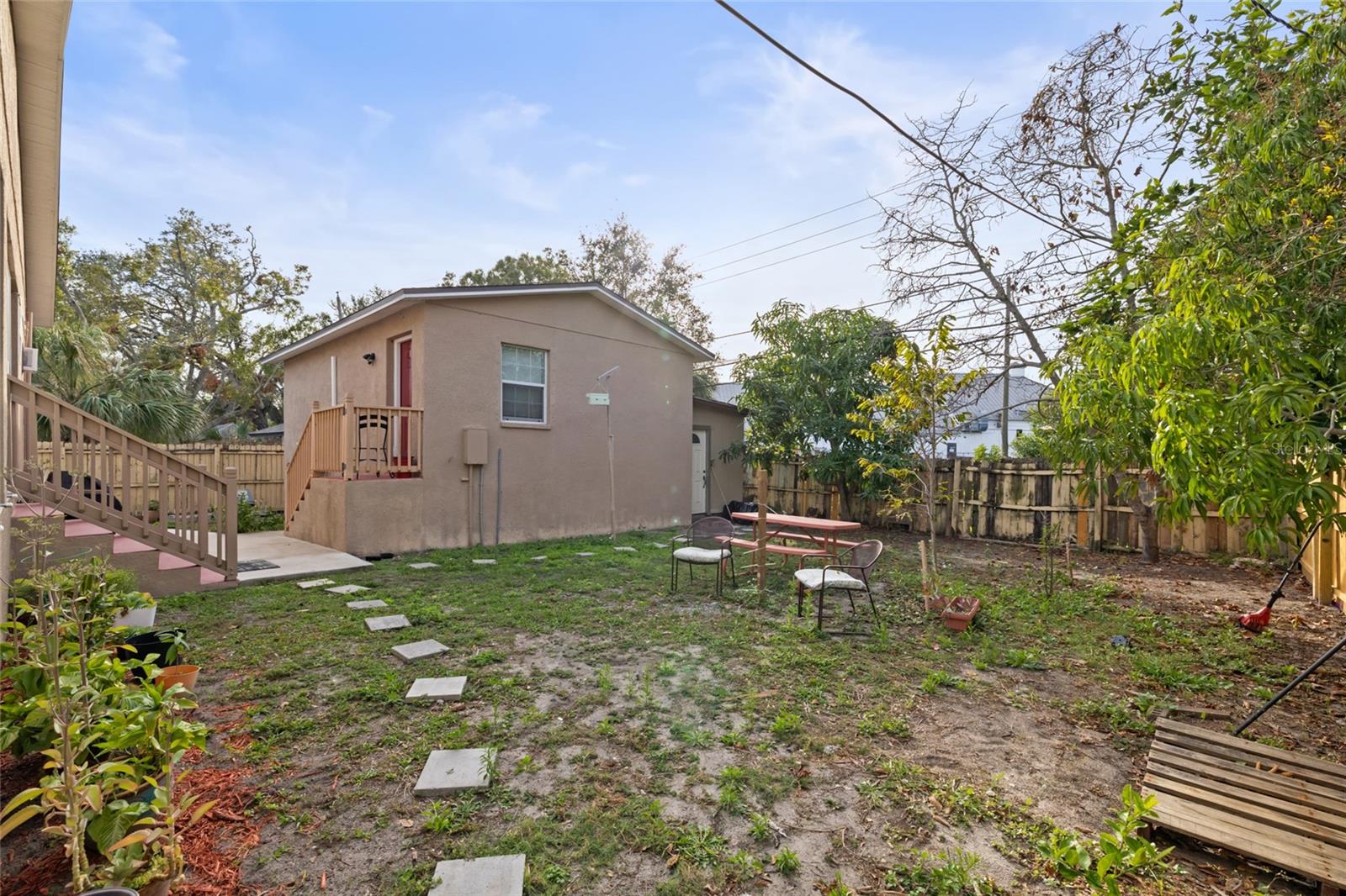 Image 34 of 39 For 4704 Town N Country Boulevard