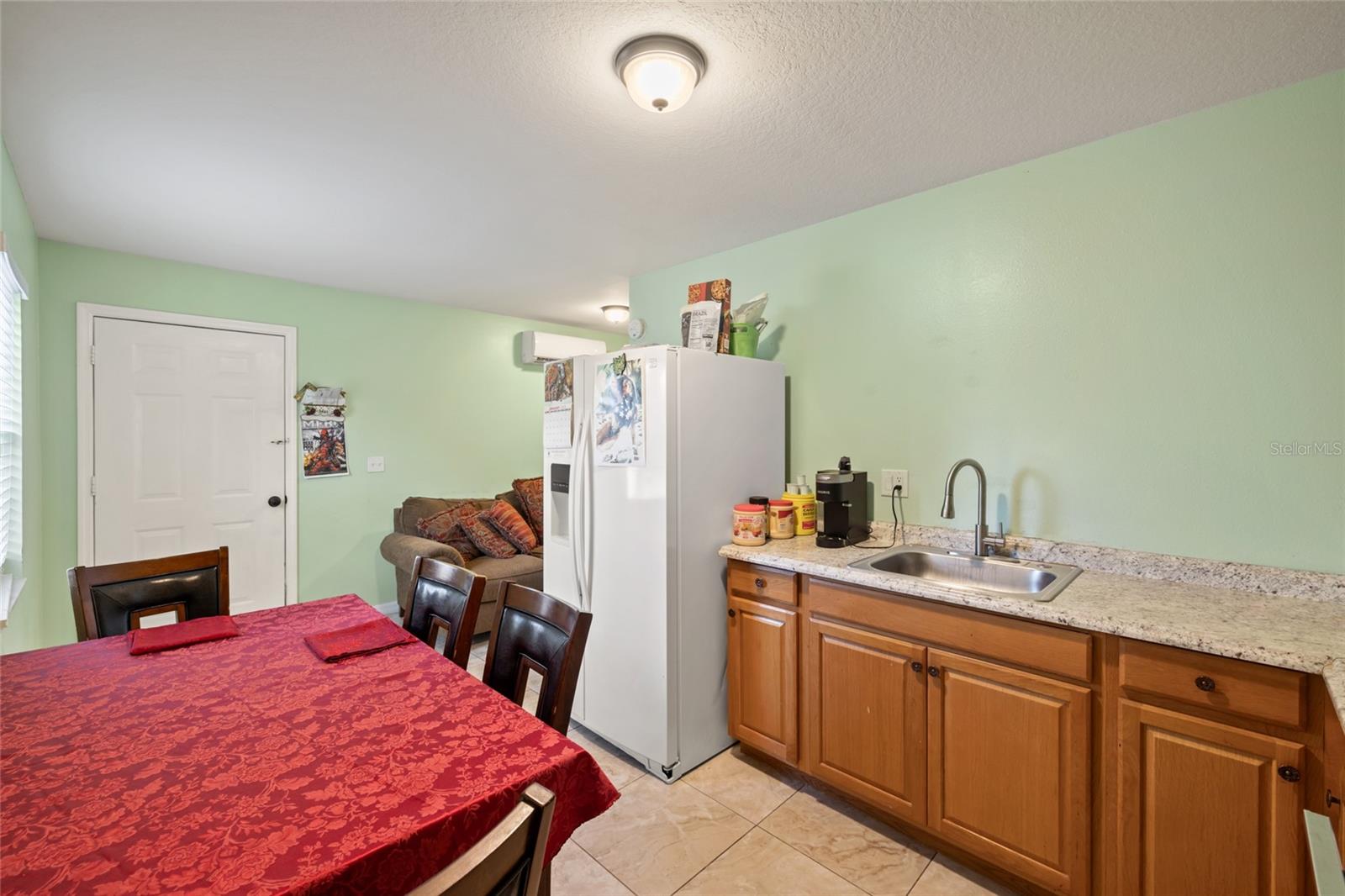 Image 36 of 39 For 4704 Town N Country Boulevard