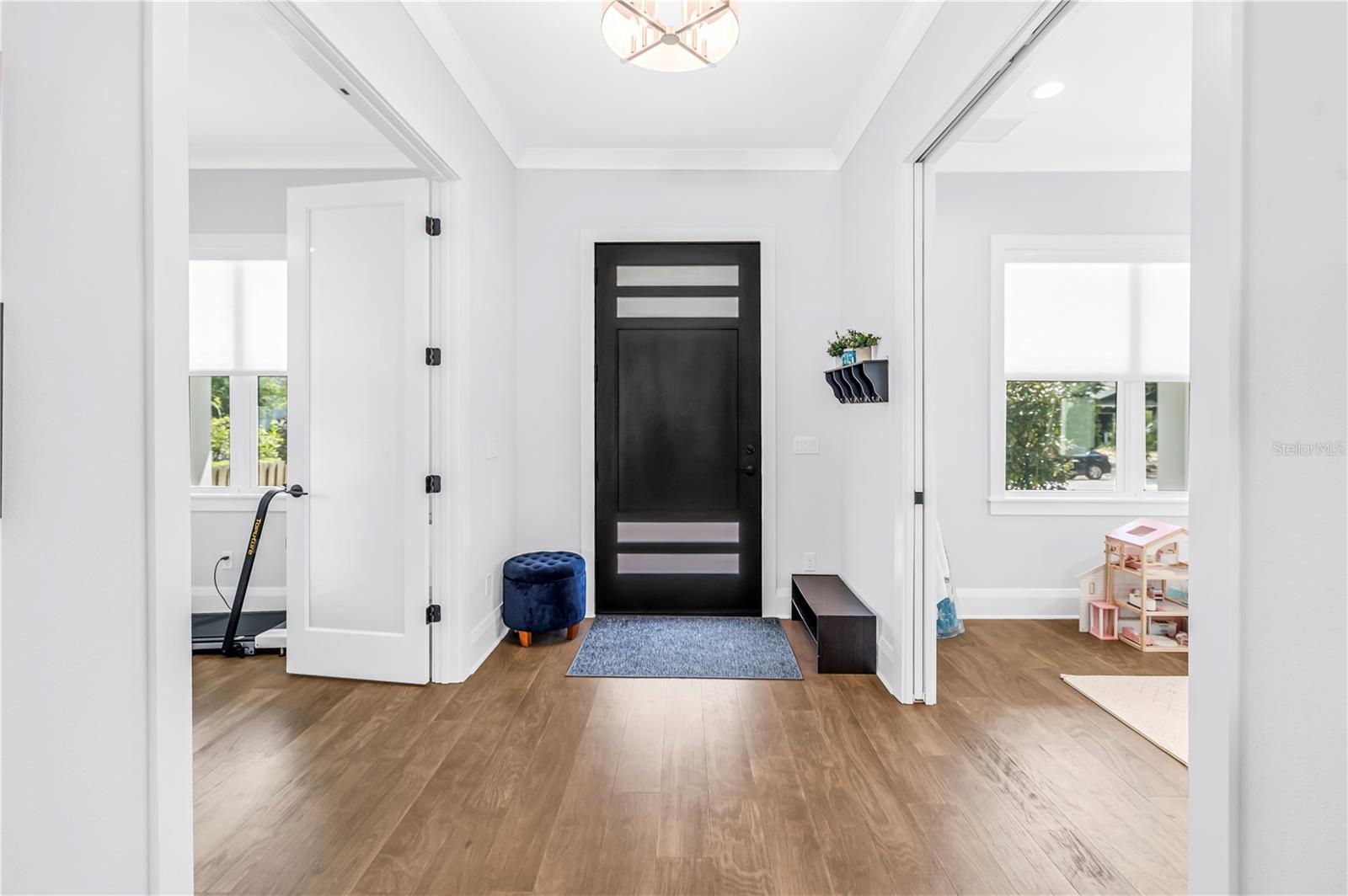 Image 16 of 53 For 151 17th Avenue N