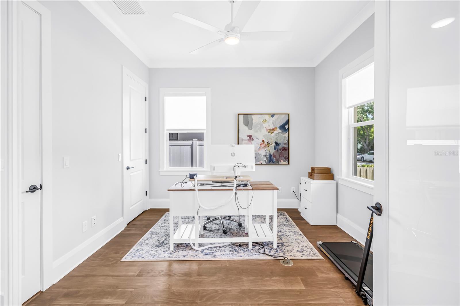 Image 18 of 53 For 151 17th Avenue N