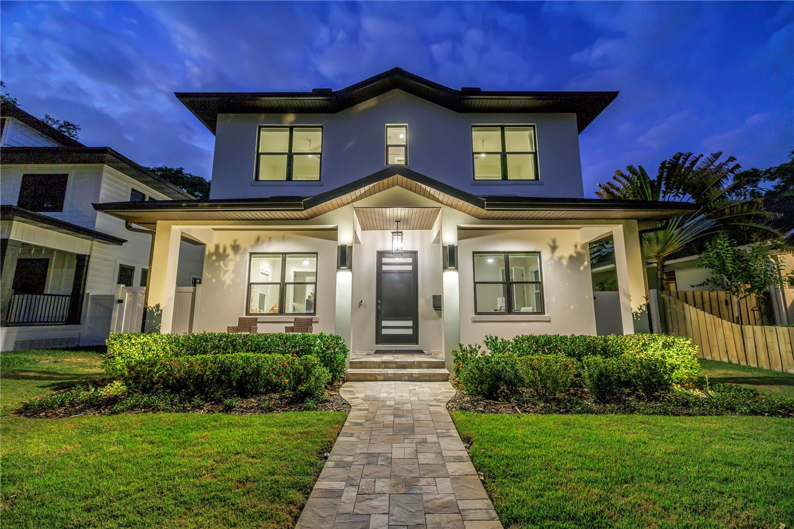 Image 2 of 53 For 151 17th Avenue N