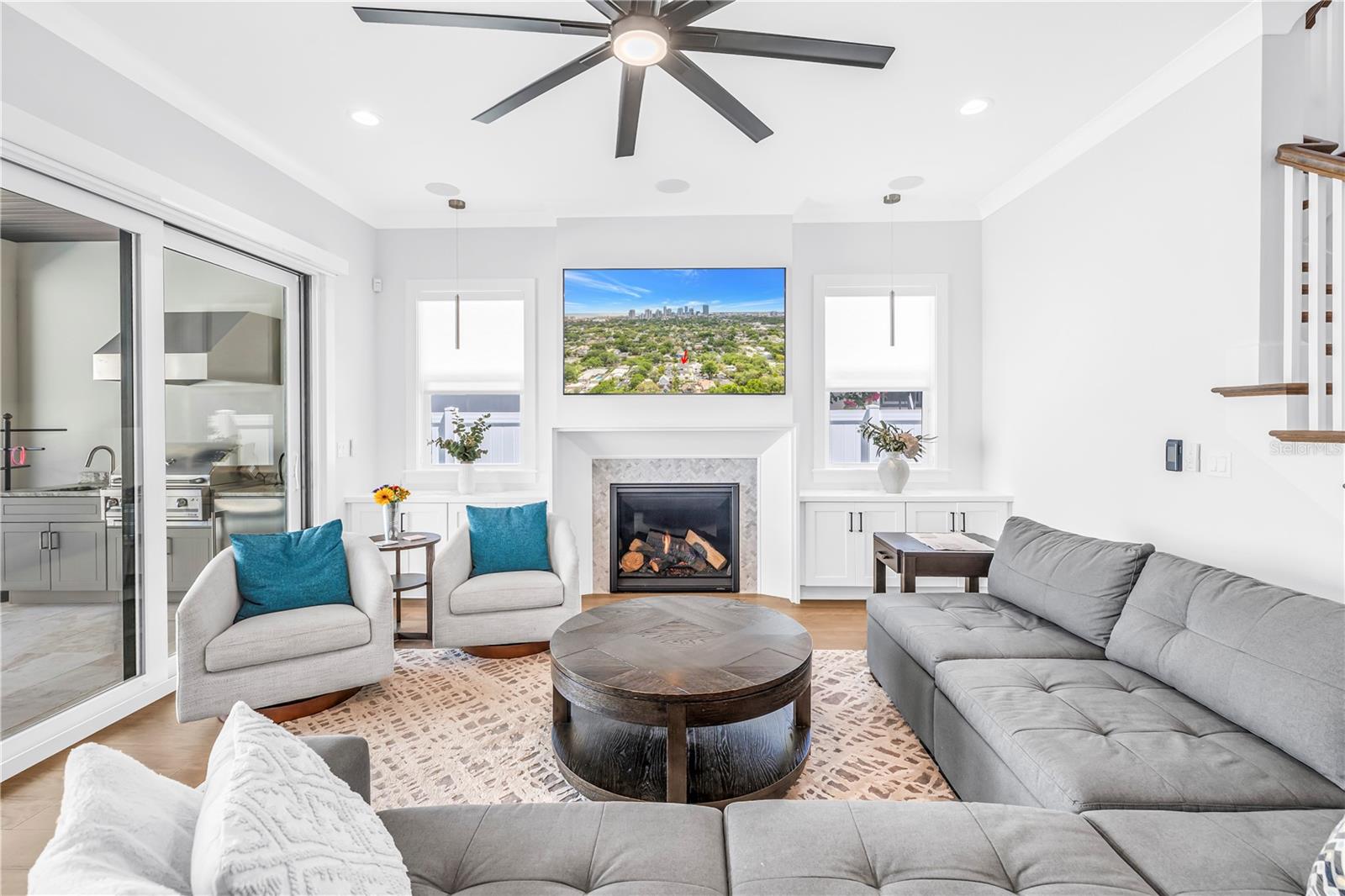 Image 4 of 53 For 151 17th Avenue N