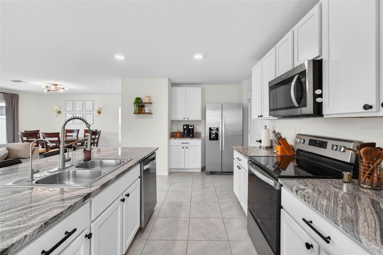 Image 11 of 42 For 11465 Stone Pine Street