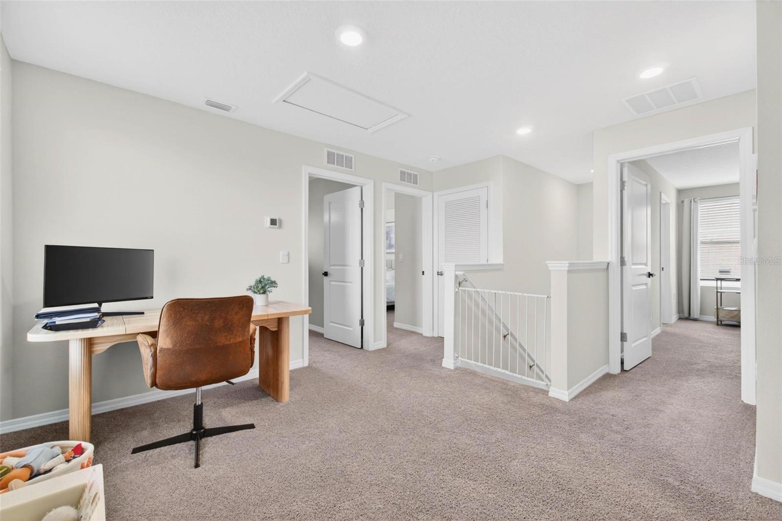 Image 17 of 42 For 11465 Stone Pine Street
