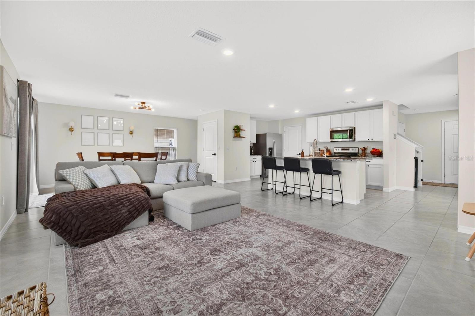 Image 4 of 42 For 11465 Stone Pine Street
