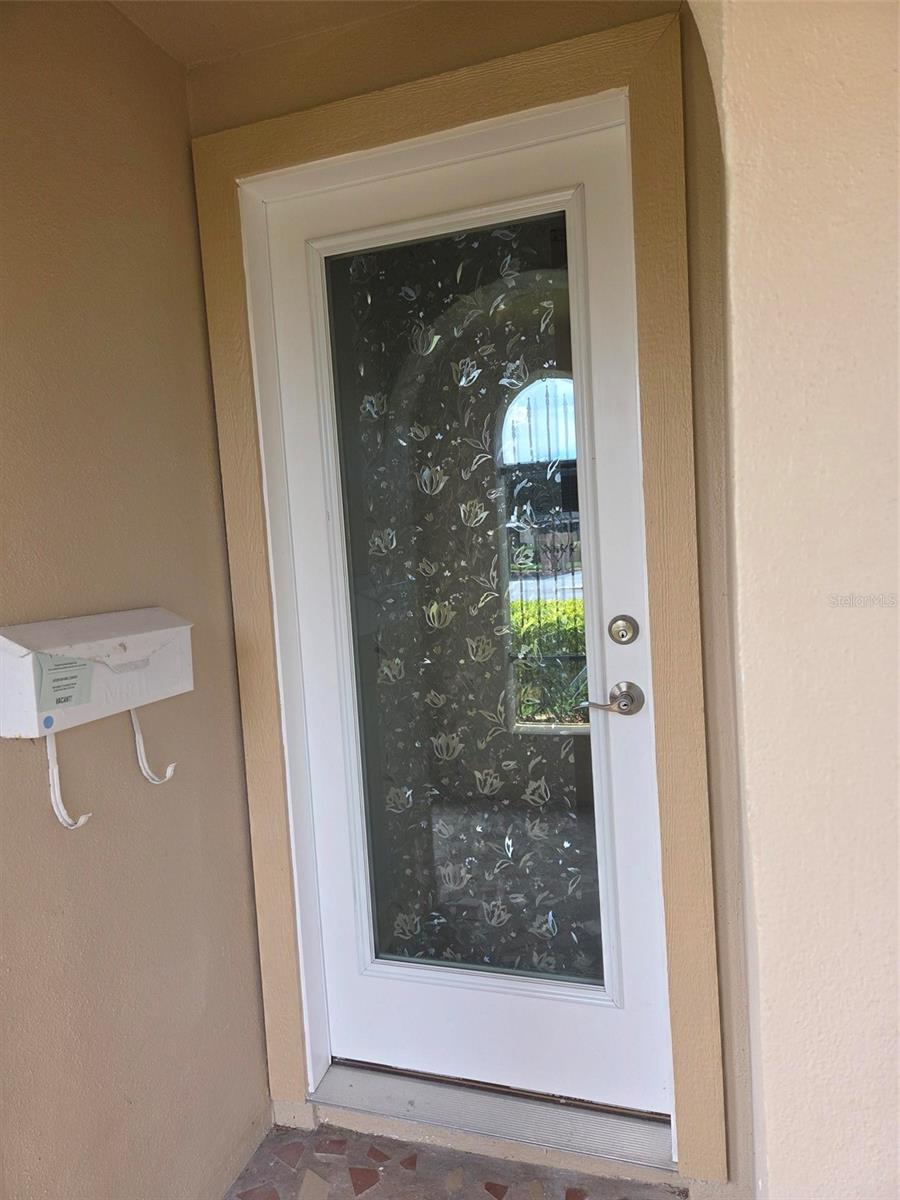 Image 3 of 20 For 4127 Hampton Dr  4127