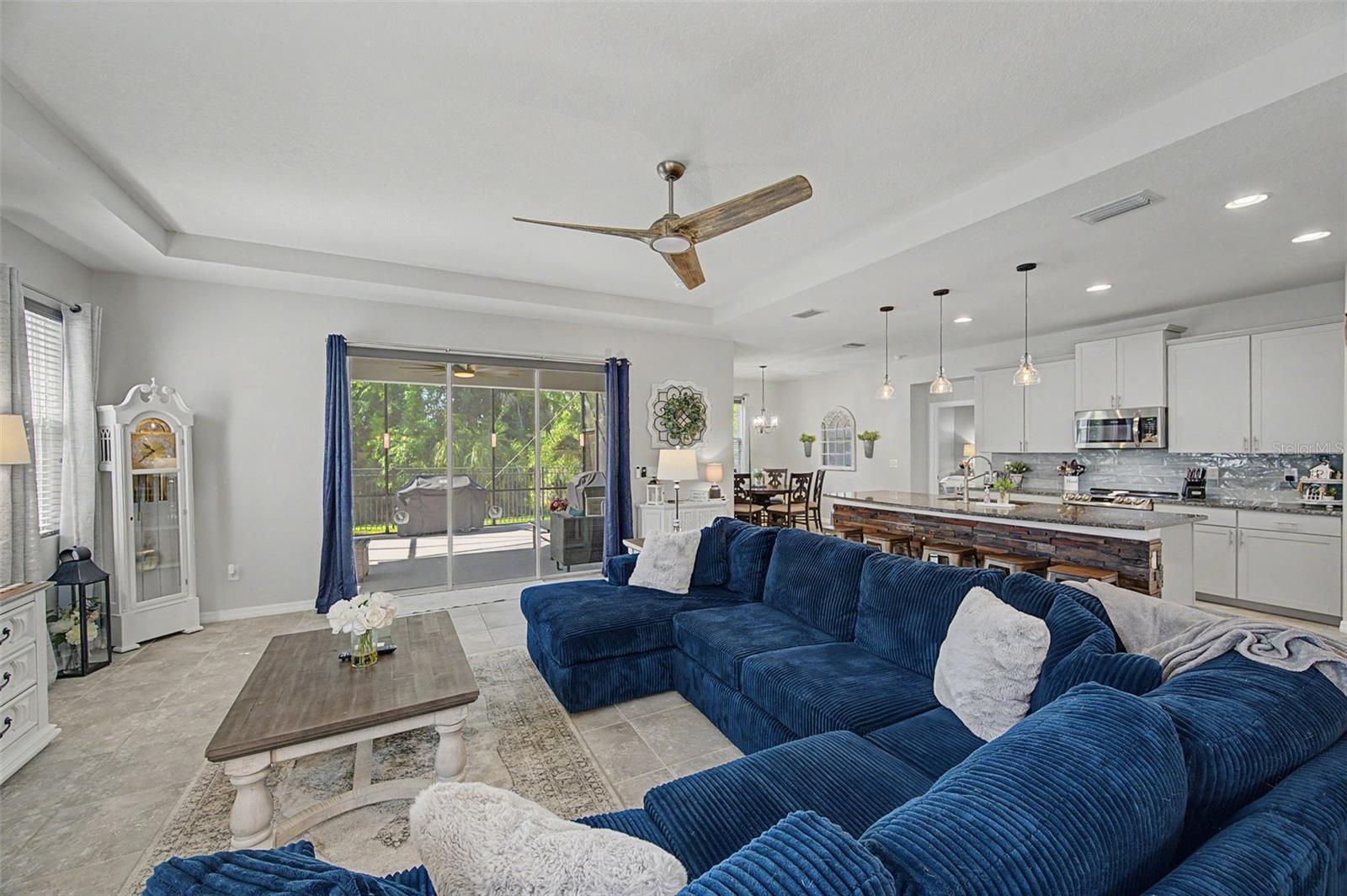 Image 14 of 57 For 5817 Hevena Court