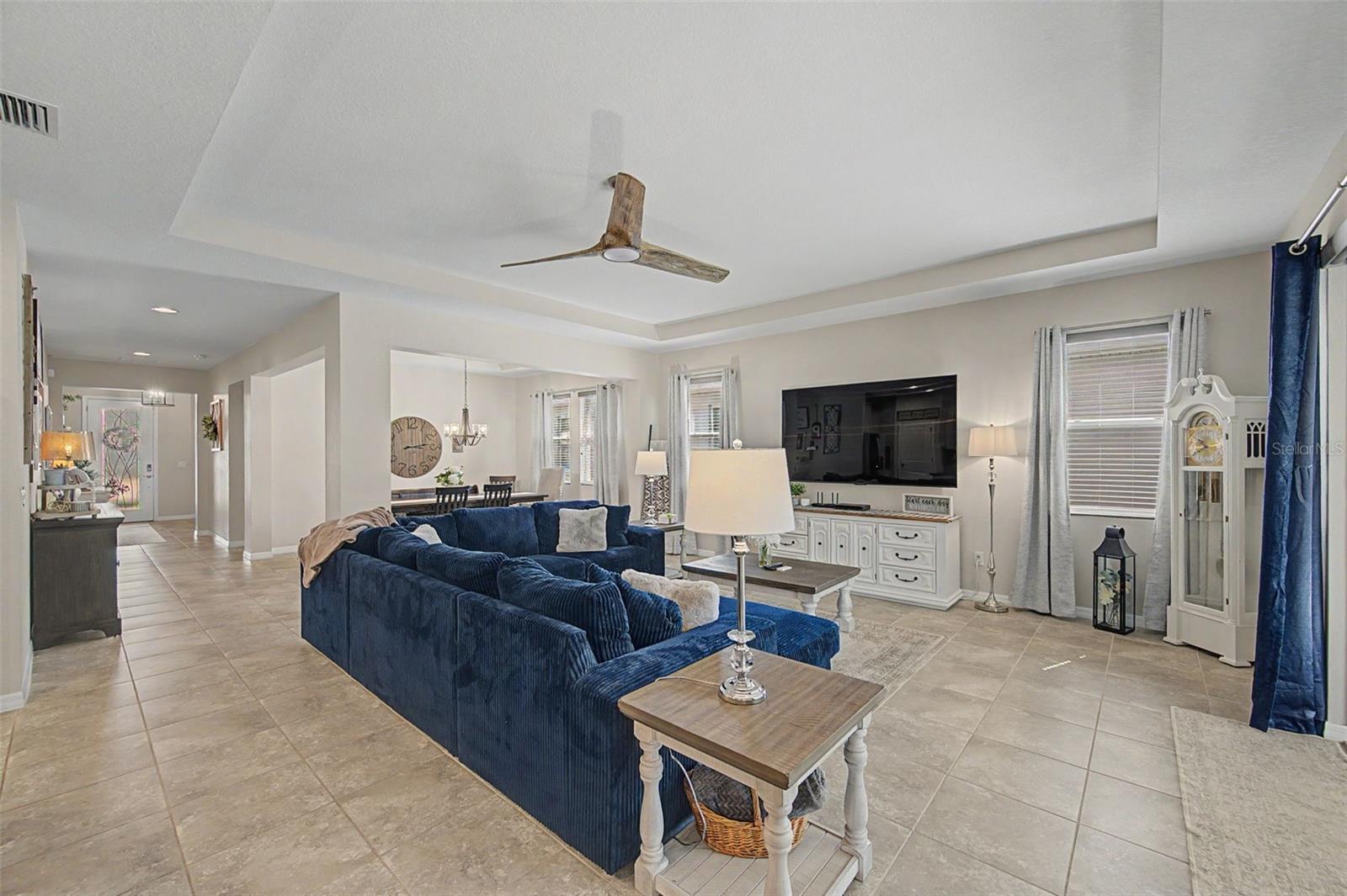 Image 17 of 57 For 5817 Hevena Court