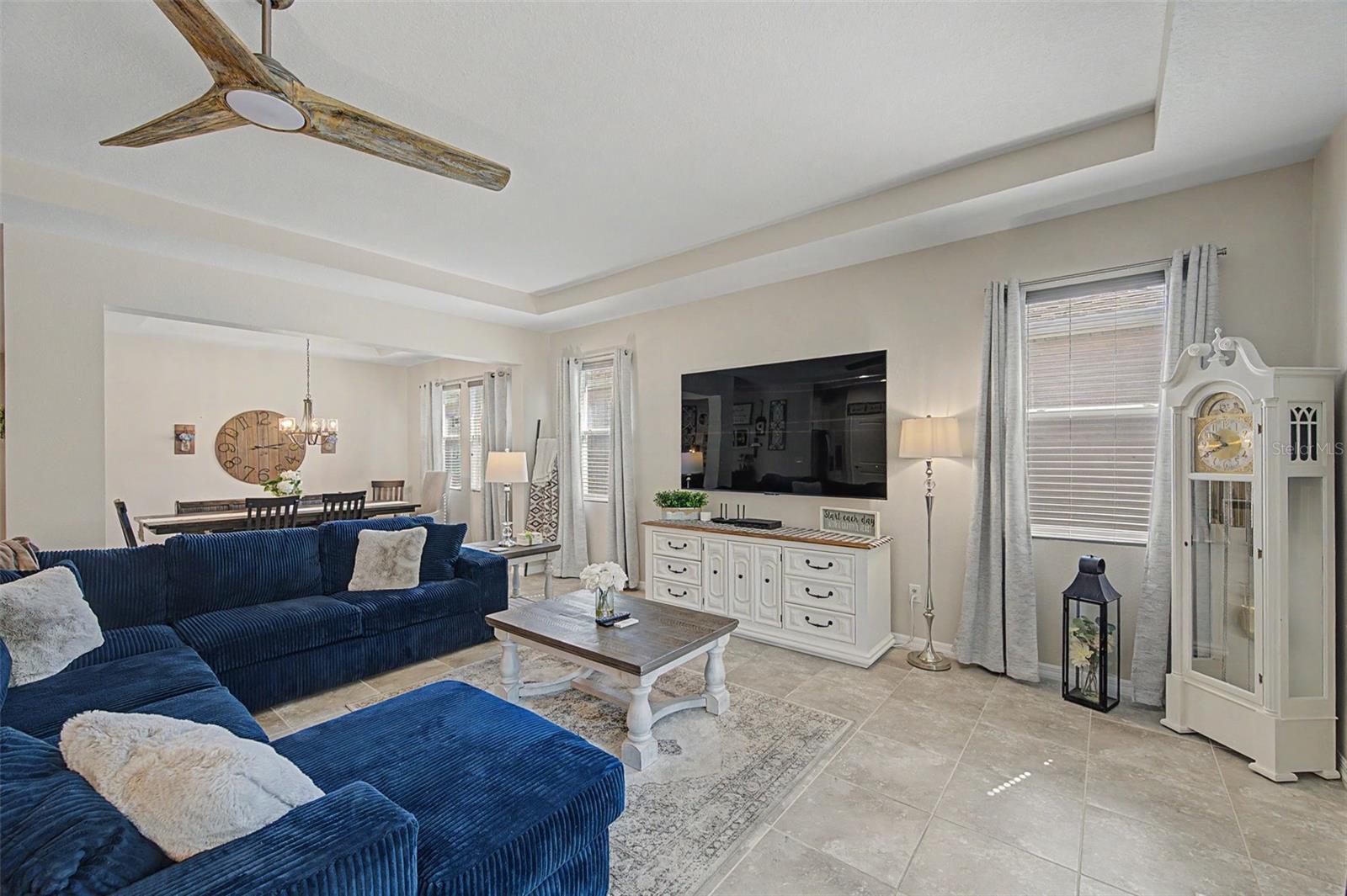 Image 18 of 57 For 5817 Hevena Court