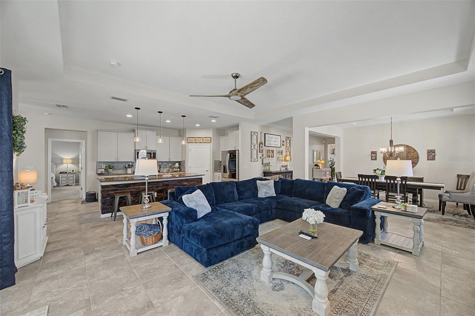 Image 19 of 57 For 5817 Hevena Court