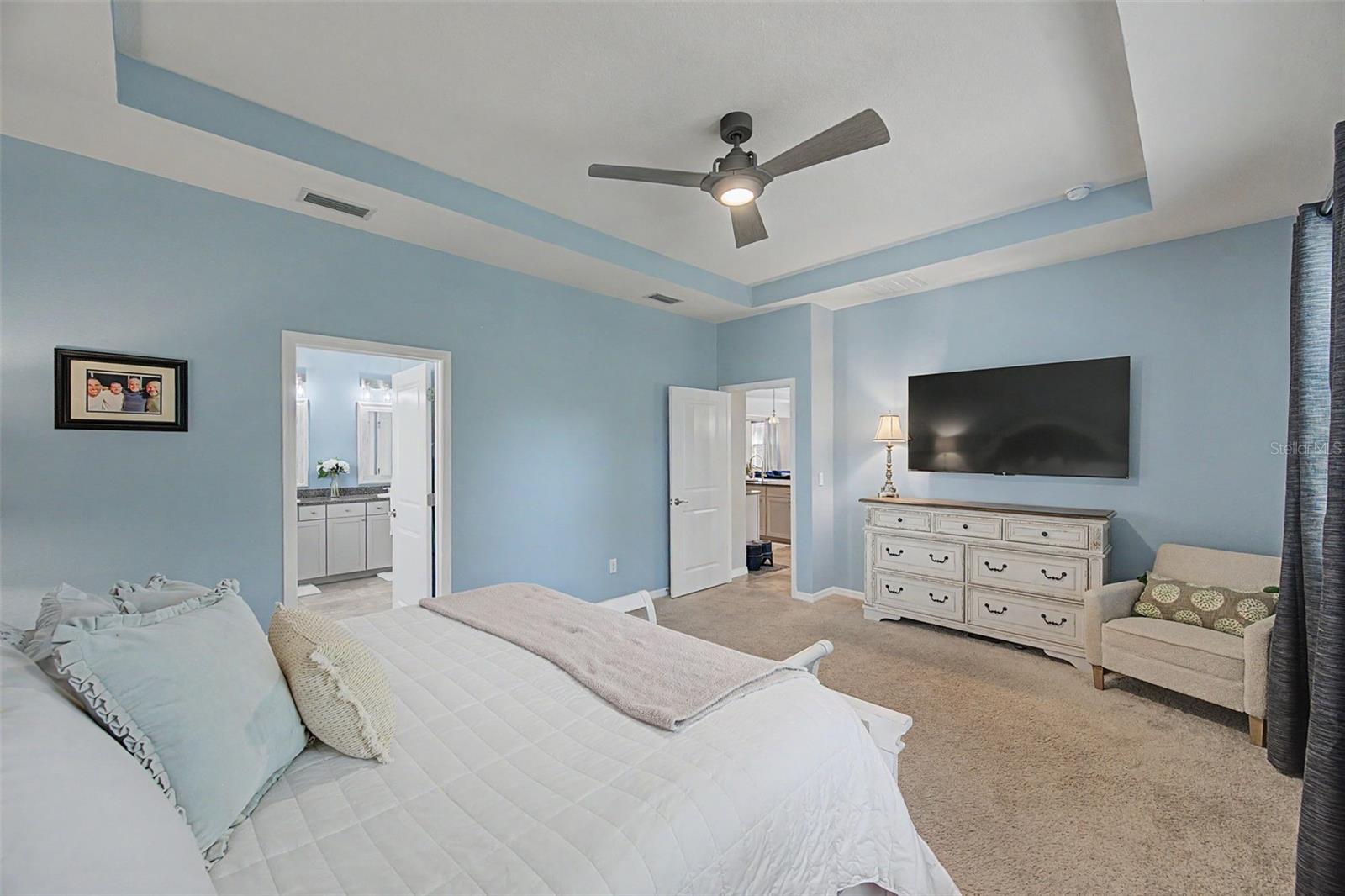 Image 27 of 57 For 5817 Hevena Court
