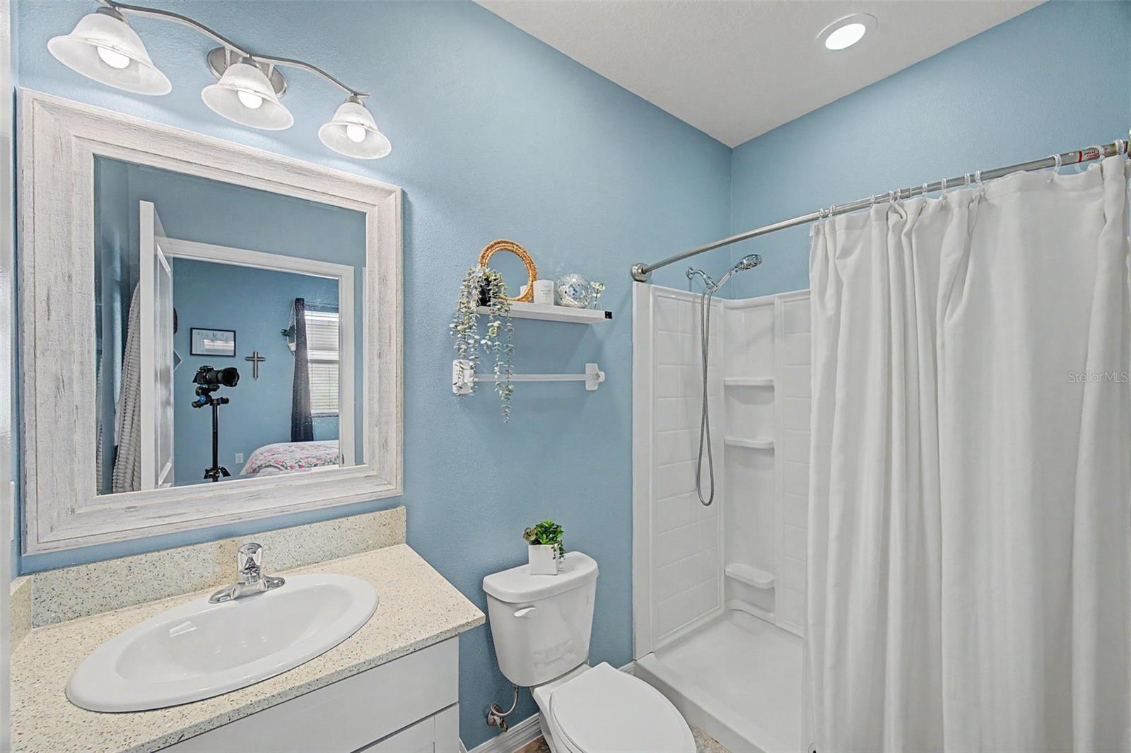 Image 37 of 57 For 5817 Hevena Court