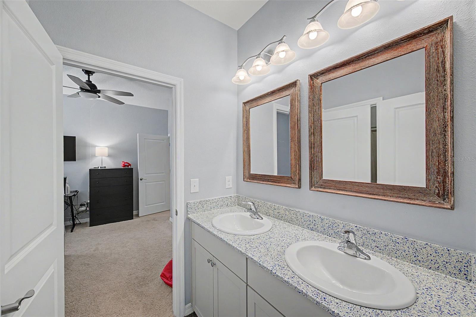 Image 40 of 57 For 5817 Hevena Court