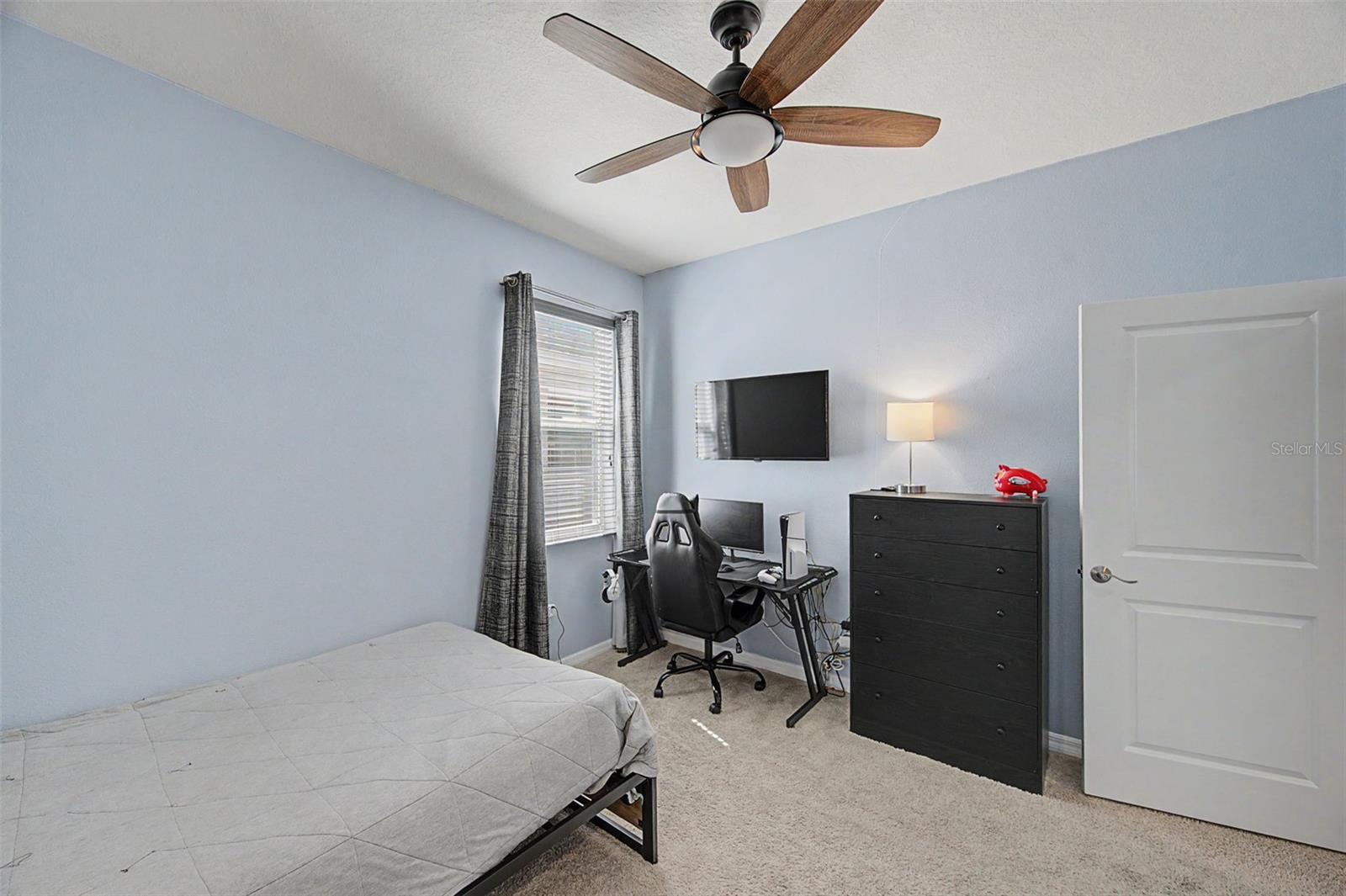 Image 41 of 57 For 5817 Hevena Court