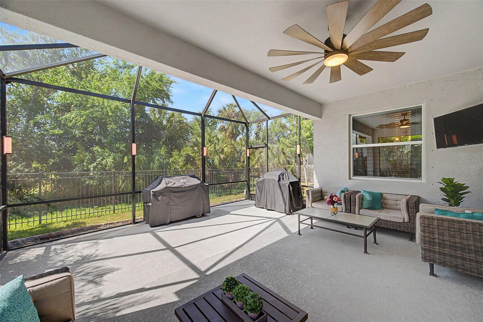 Image 43 of 57 For 5817 Hevena Court